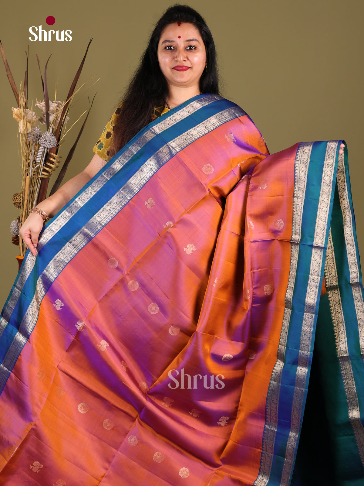 DIS01179 - Soft Silk (HR) Saree - Shop on Shrus.com
