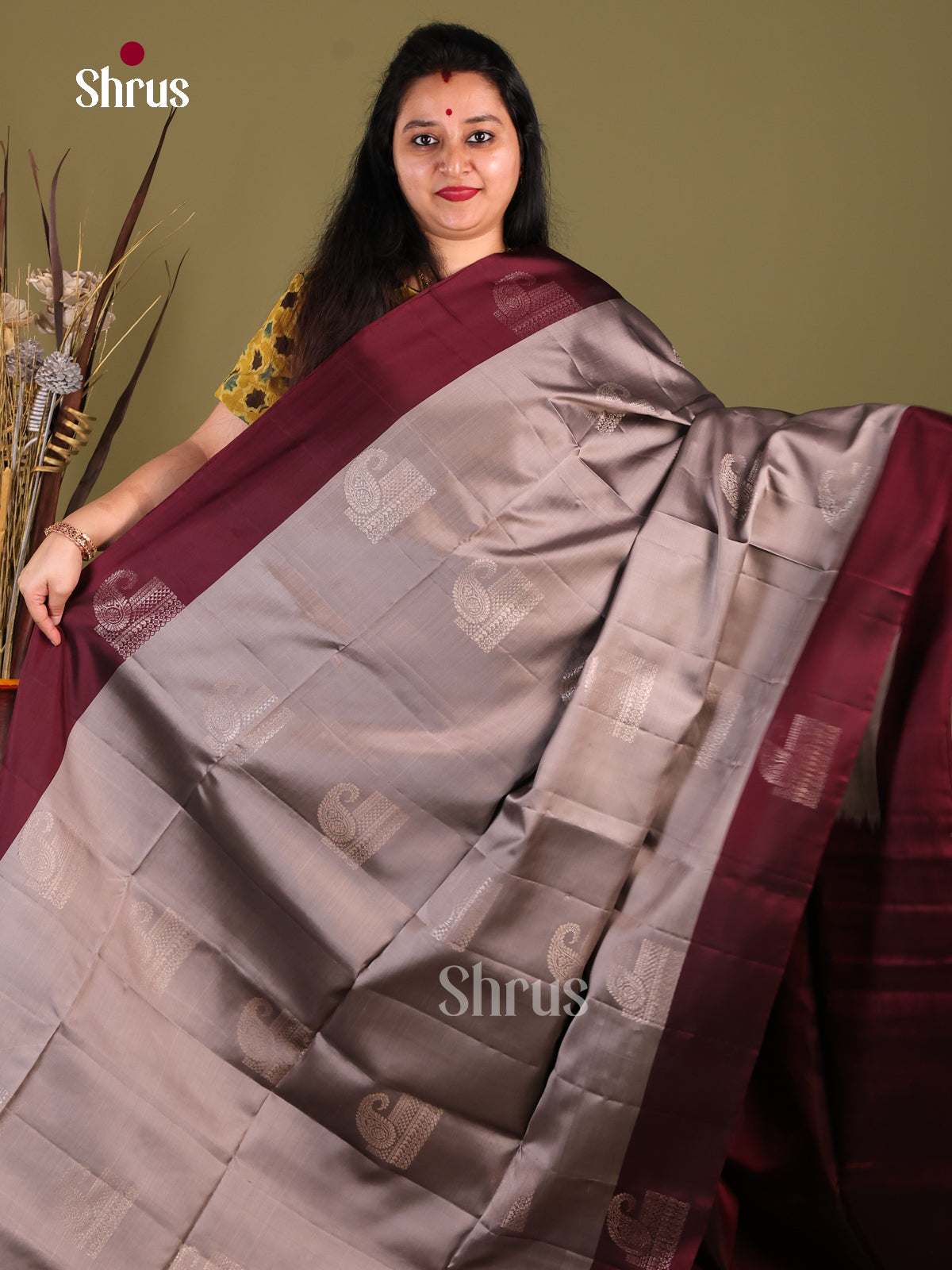 DIS01190 - Softsilk-halfpure Saree - Shop on Shrus.com