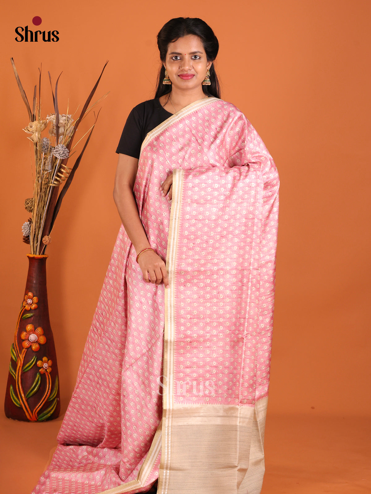 DIS02200 - Semi matka Saree