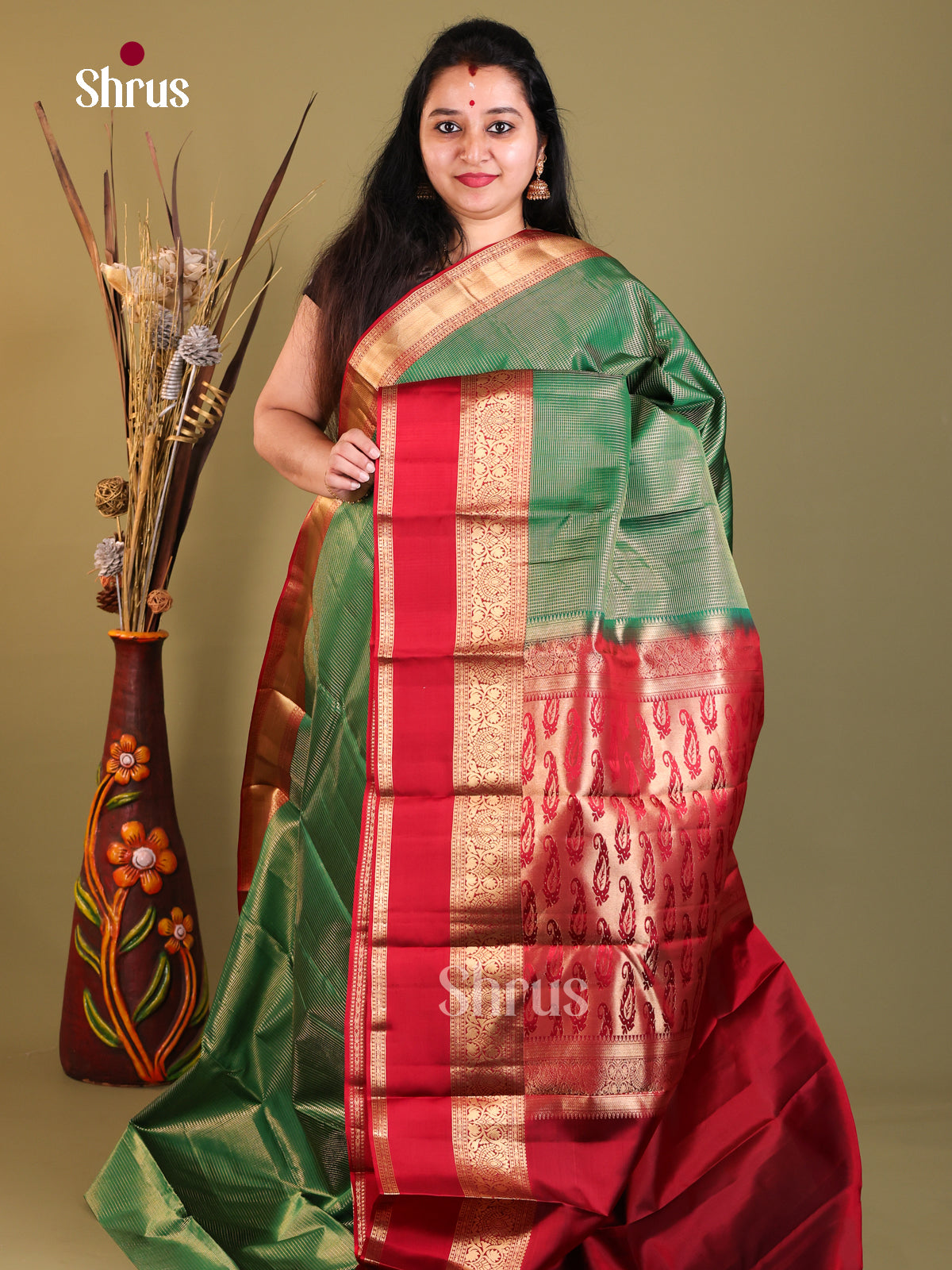 green red Kanchipuram Rettapet Saree