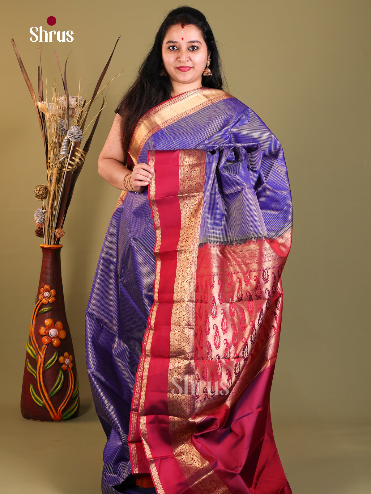 blue red lined Kanchipuram Rettapet Saree