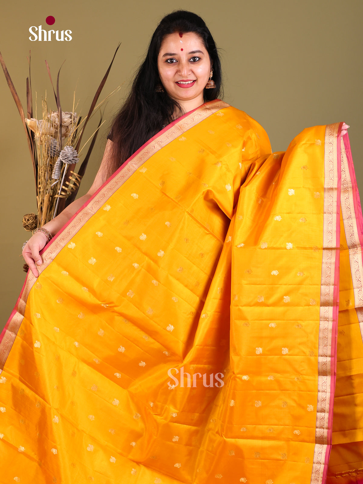 yellow and red Kanchipuram Butta design Saree -1