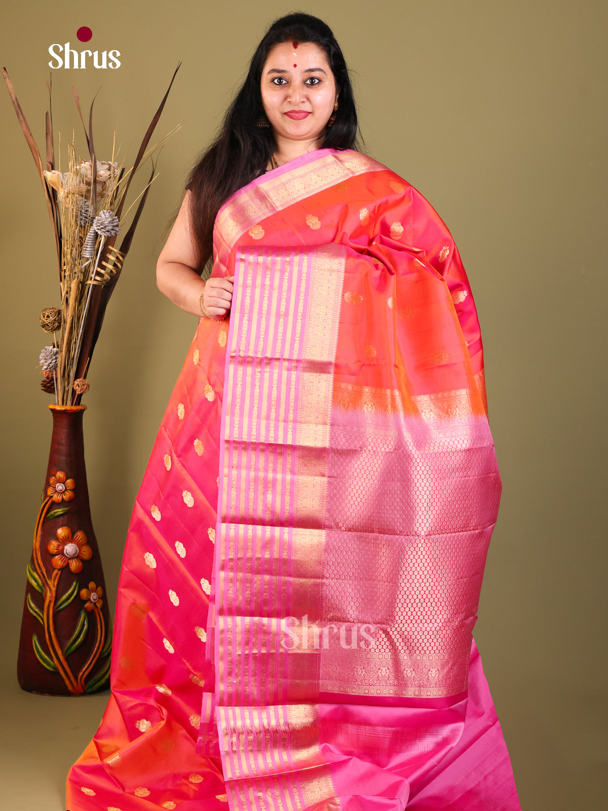 pink orange Kanchipuram Butta design Saree