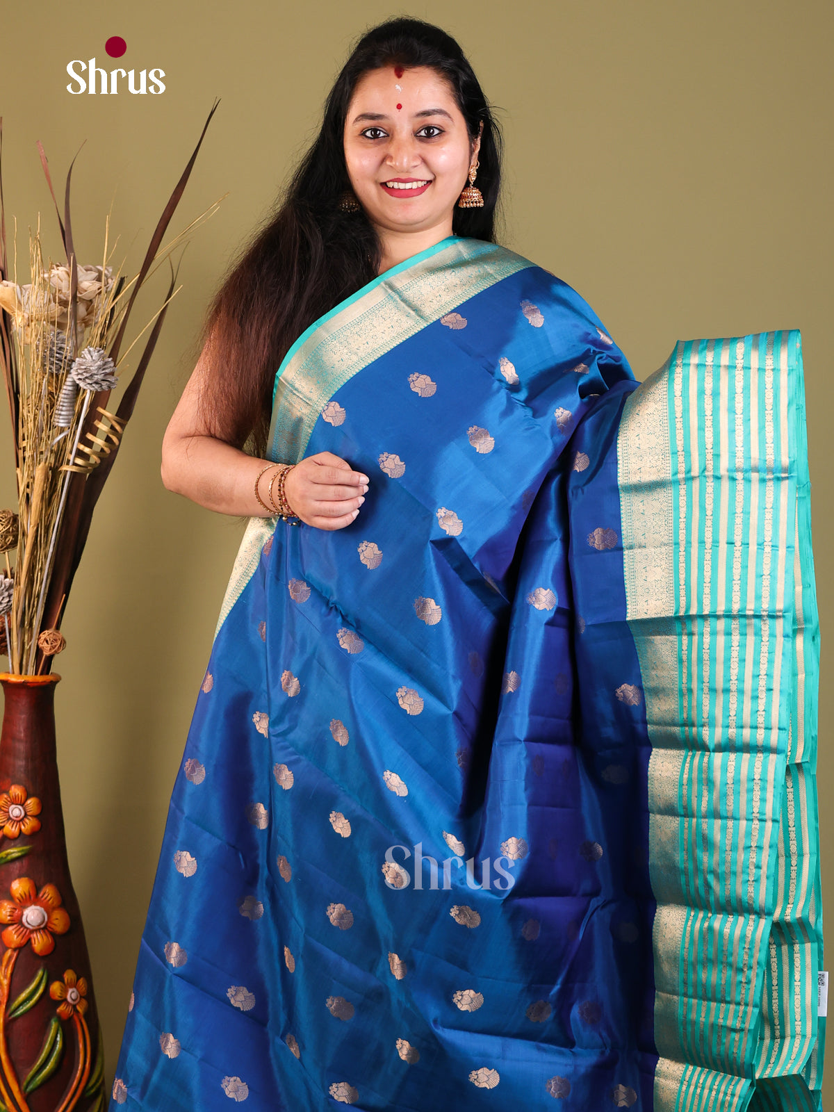 blue and sky blue Kanchipuram Butta design Saree