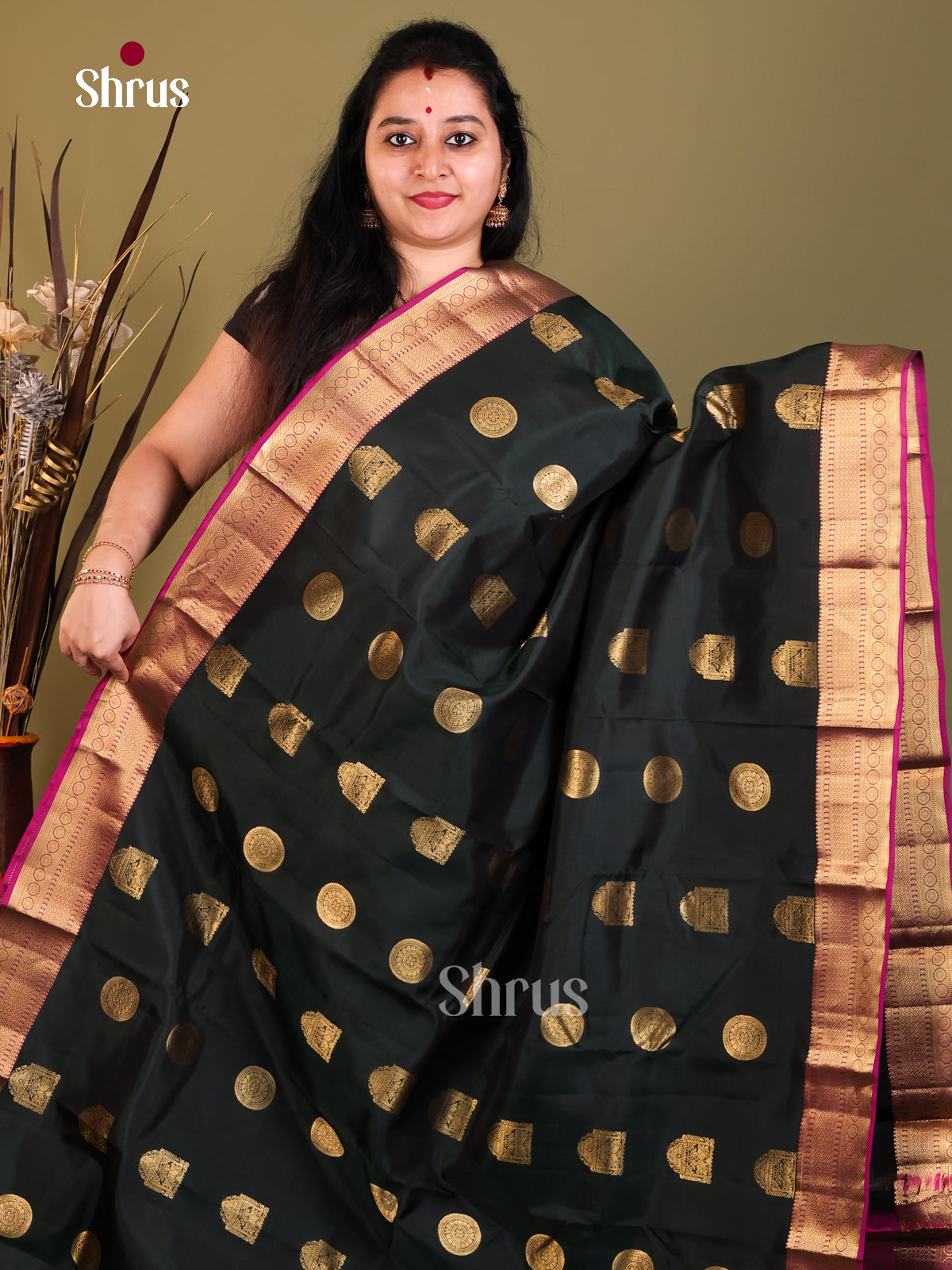 Black & Purple- Kanchipuram-halfpure Saree