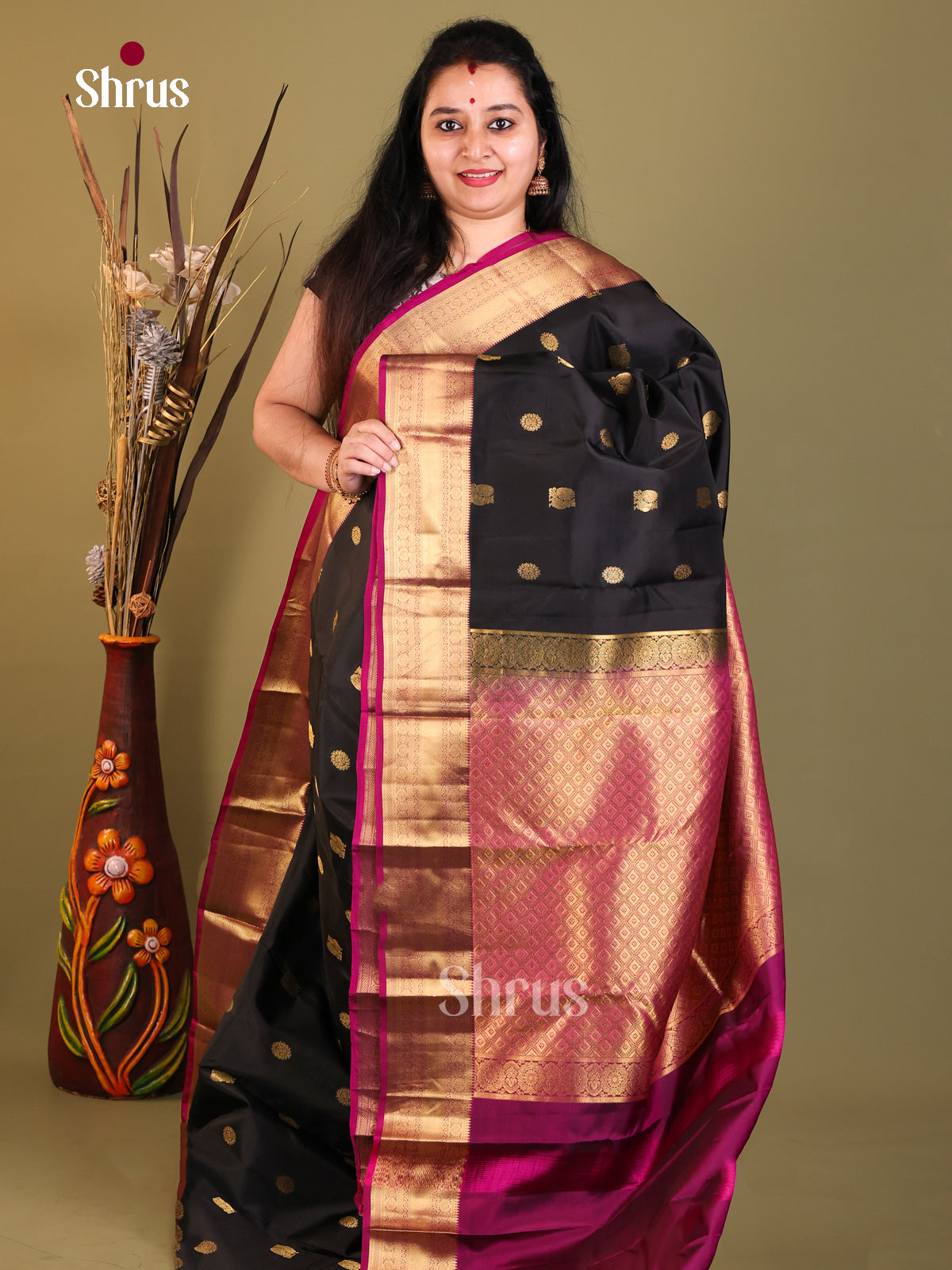 Black & Purple - Kanchipuram-halfpure Saree