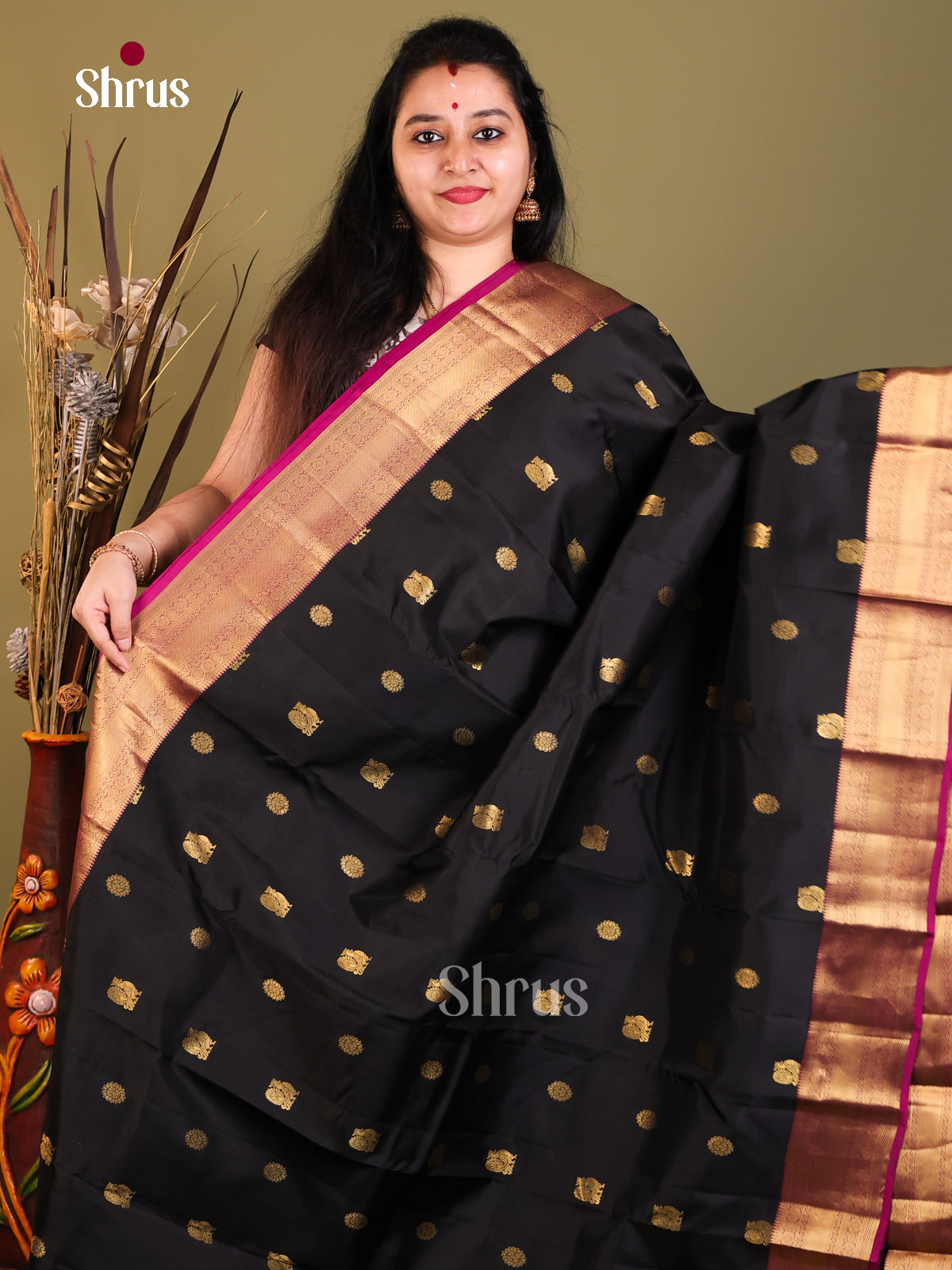 Black & Purple - Kanchipuram-halfpure Saree