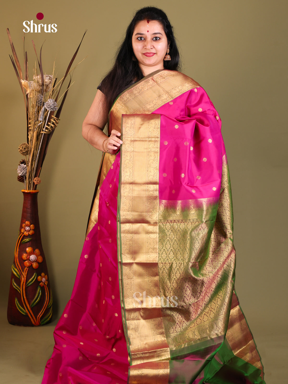 Majenta Pink & Green- Kanchipuram-halfpure Saree