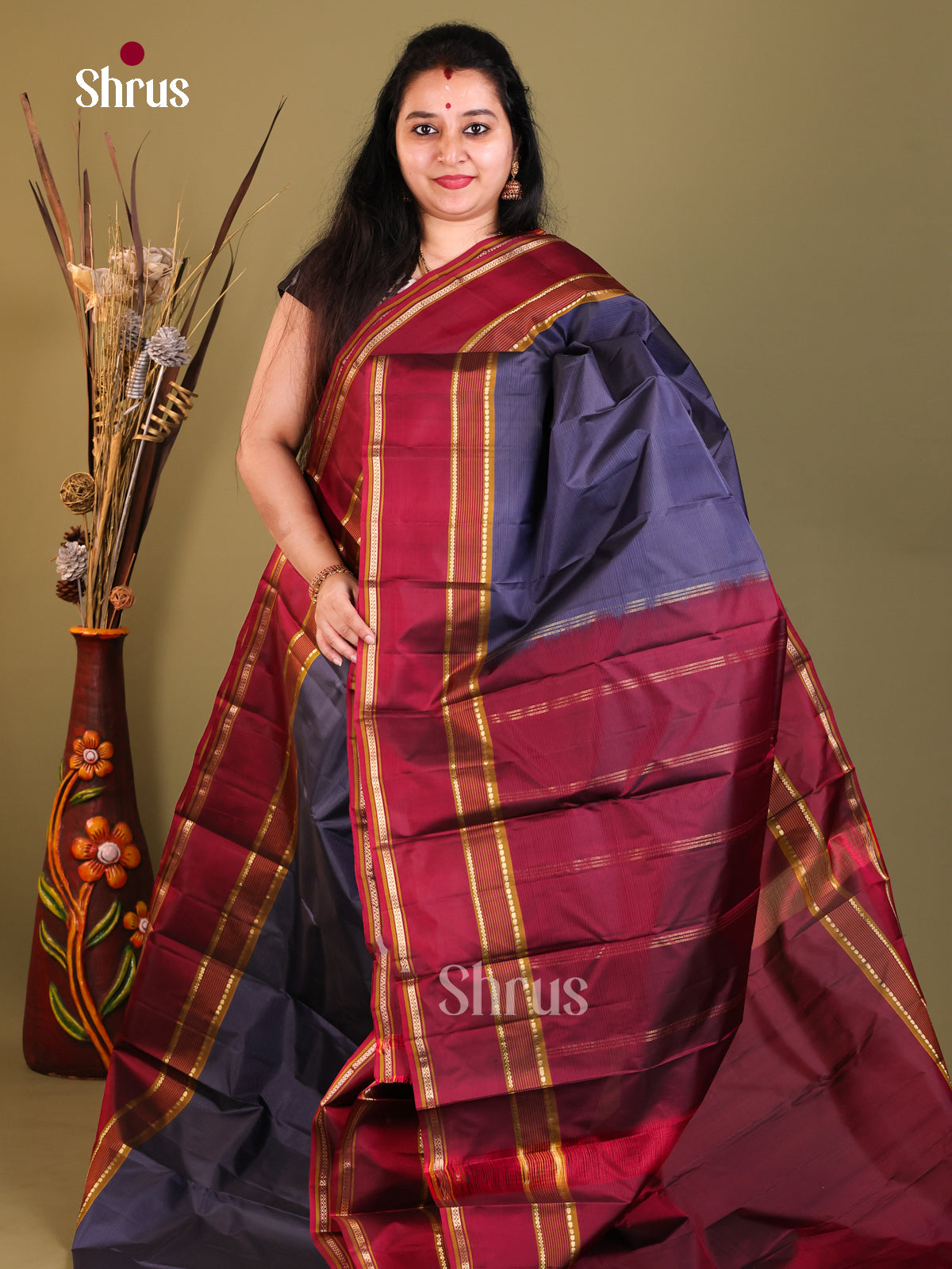 Navy blue with Maroon Kanchipuram silk Saree
