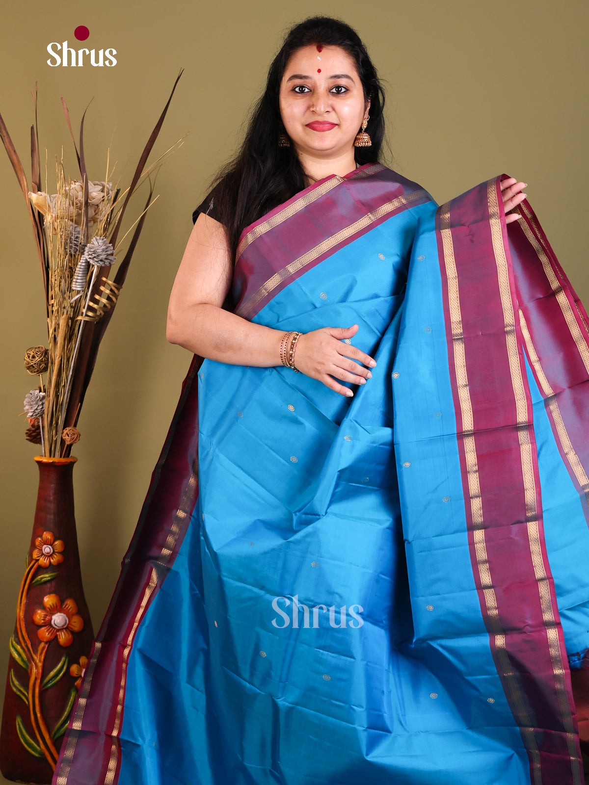 Blue and purple Kanchipuram Butta design Saree -1