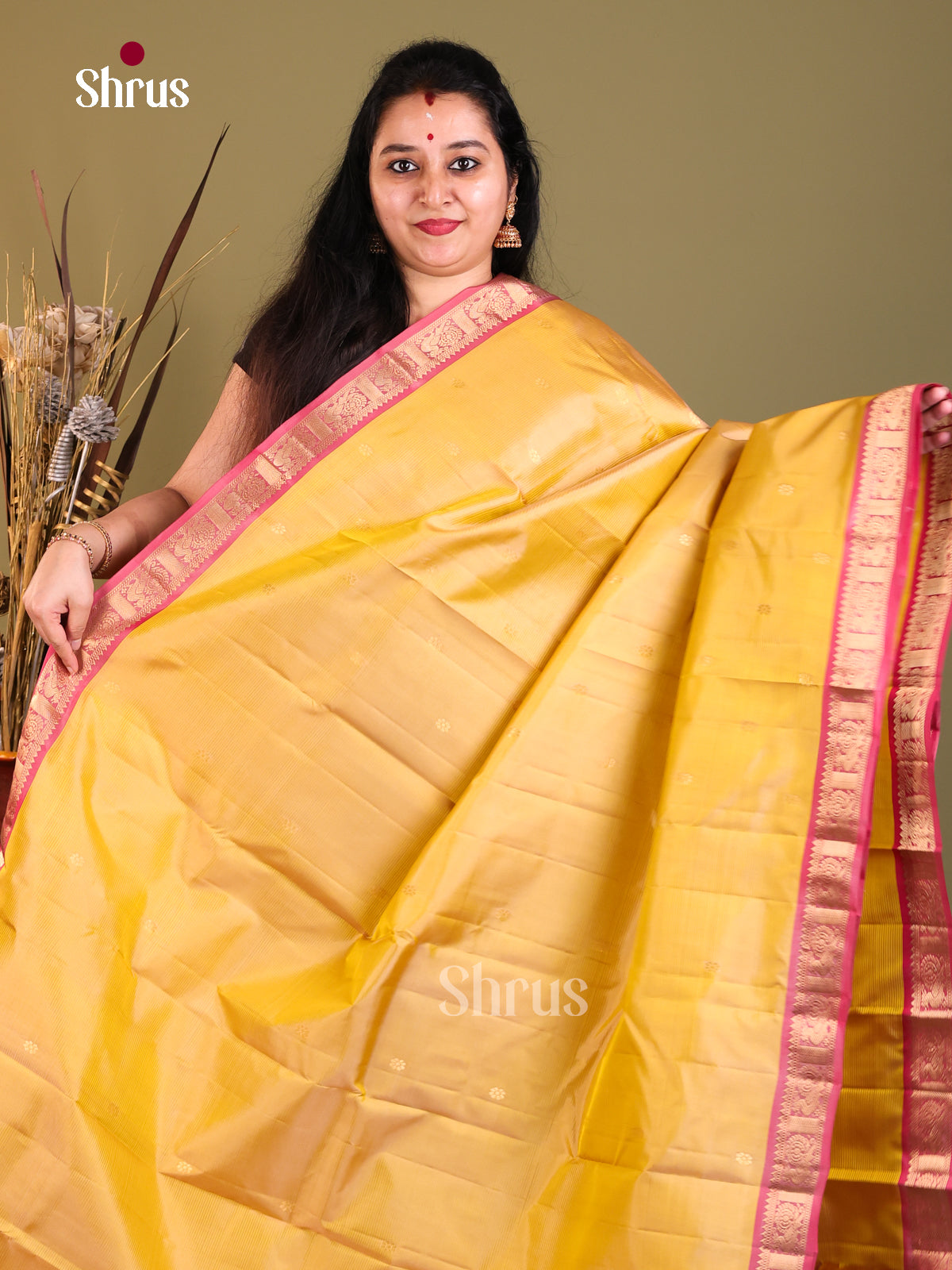 Yellow and pink Kanchipuram Butta design Saree -1