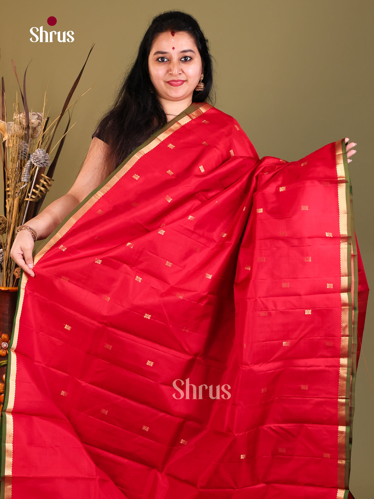 Red Kanchipuram Butta design Saree small border -1