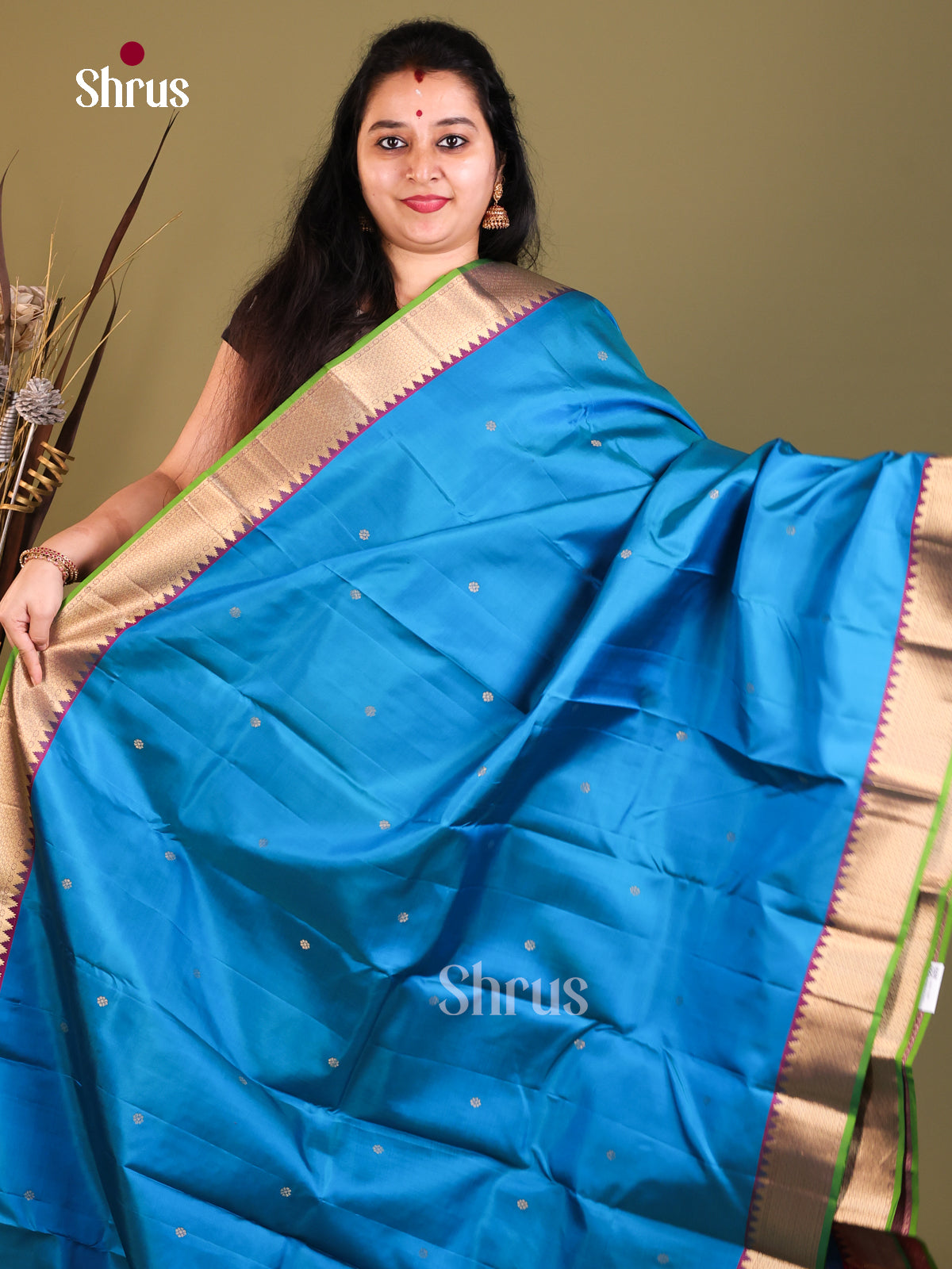 Blue and Purple Kanchipuram Butta temple design Saree -1