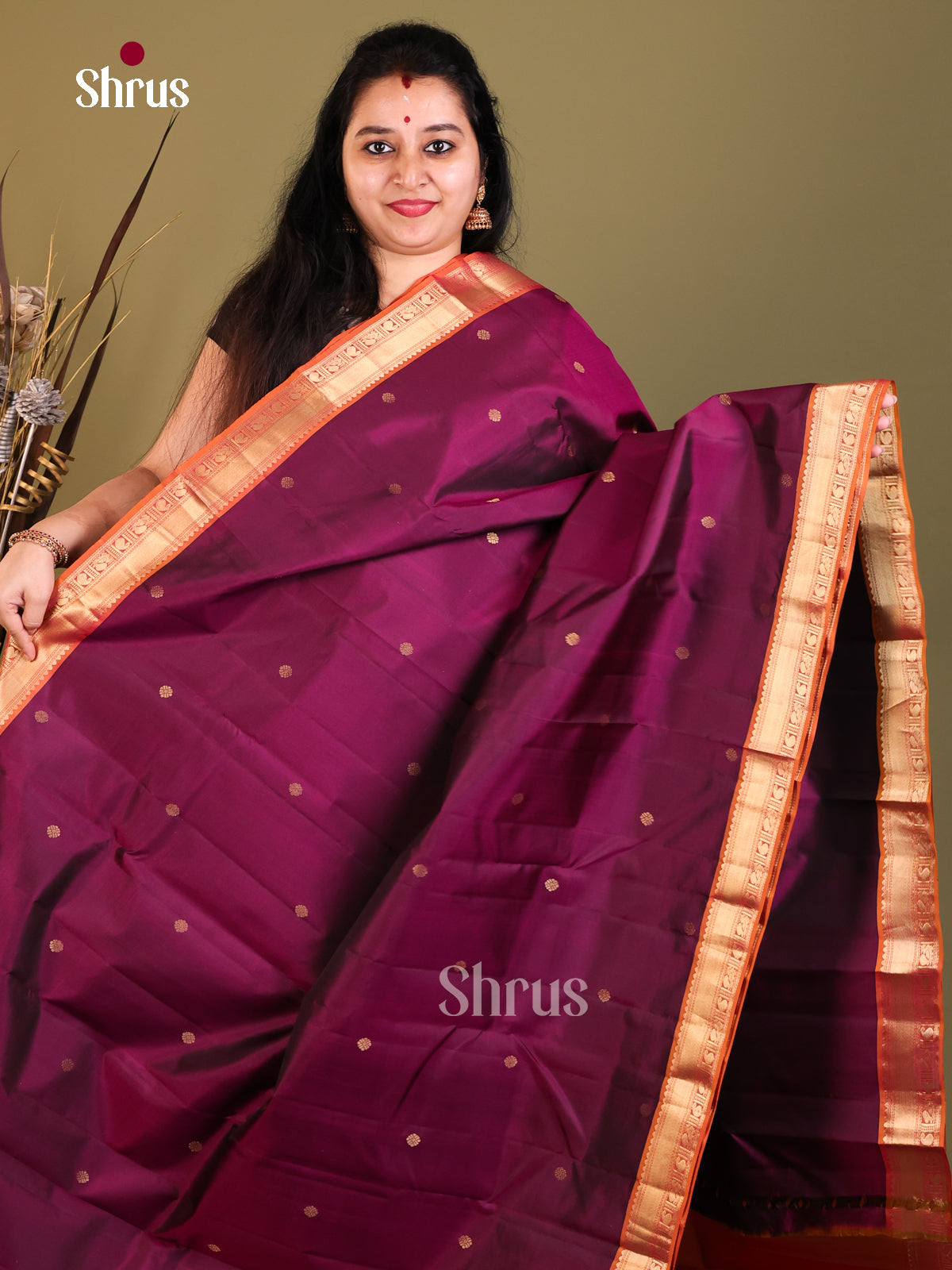 Maroon and orange Kanchipuram Butta design Saree -1