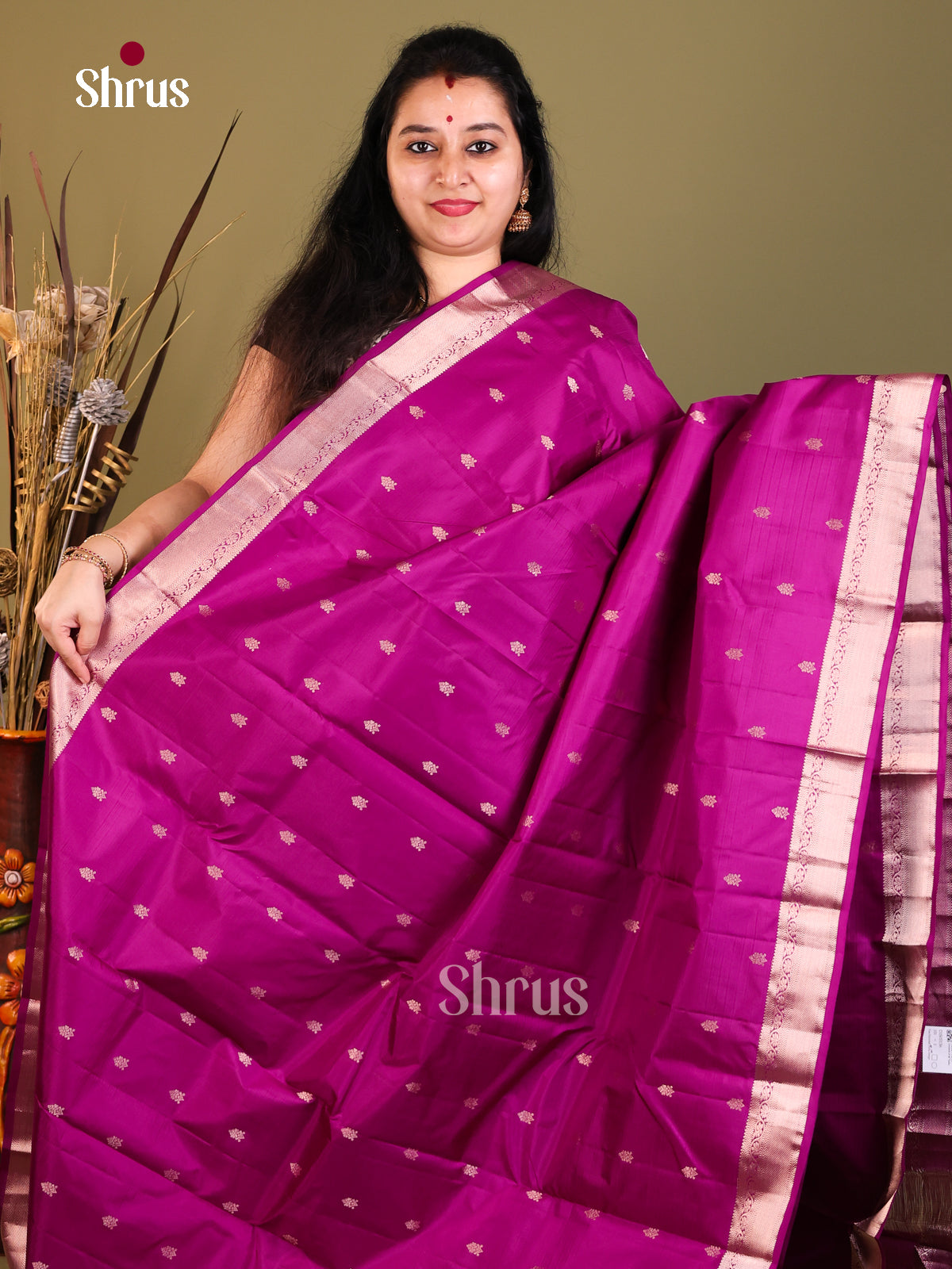 Majenta Kanchipuram Butta design Saree -1