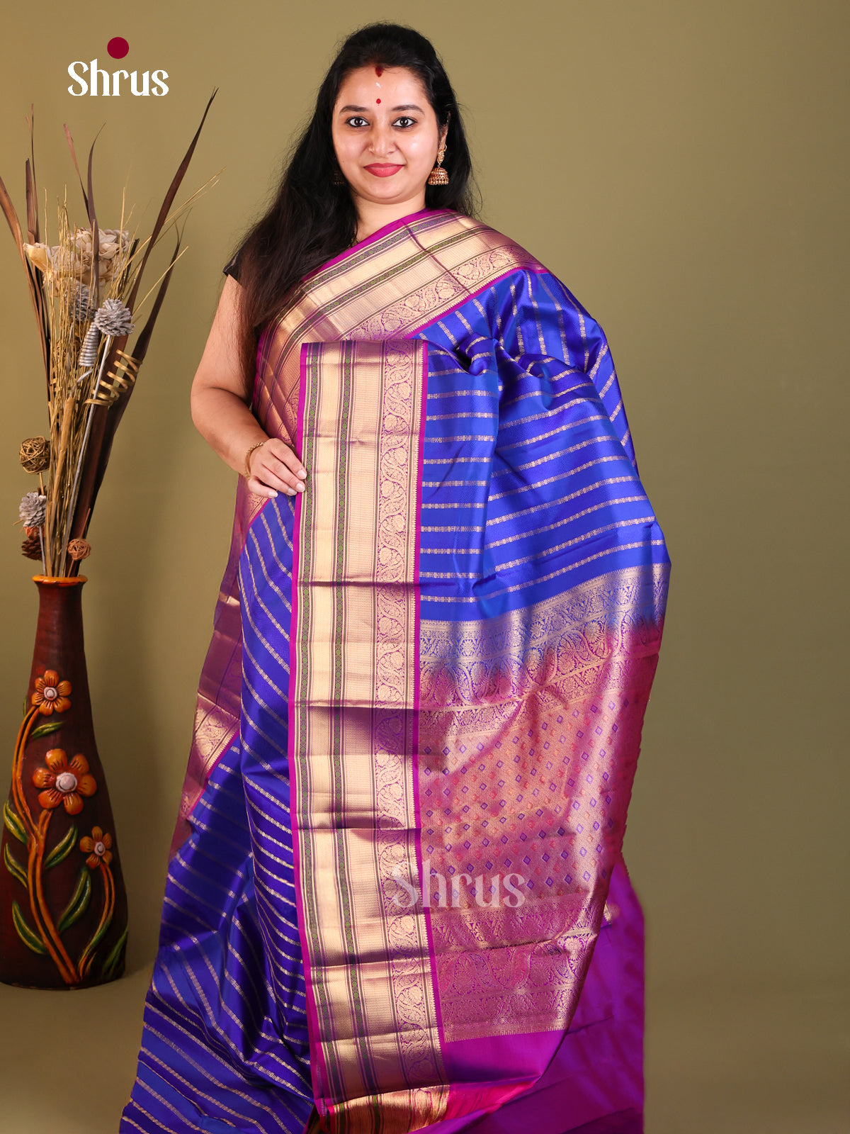 Royal Blue and purple Kanchipuram Butta design Saree