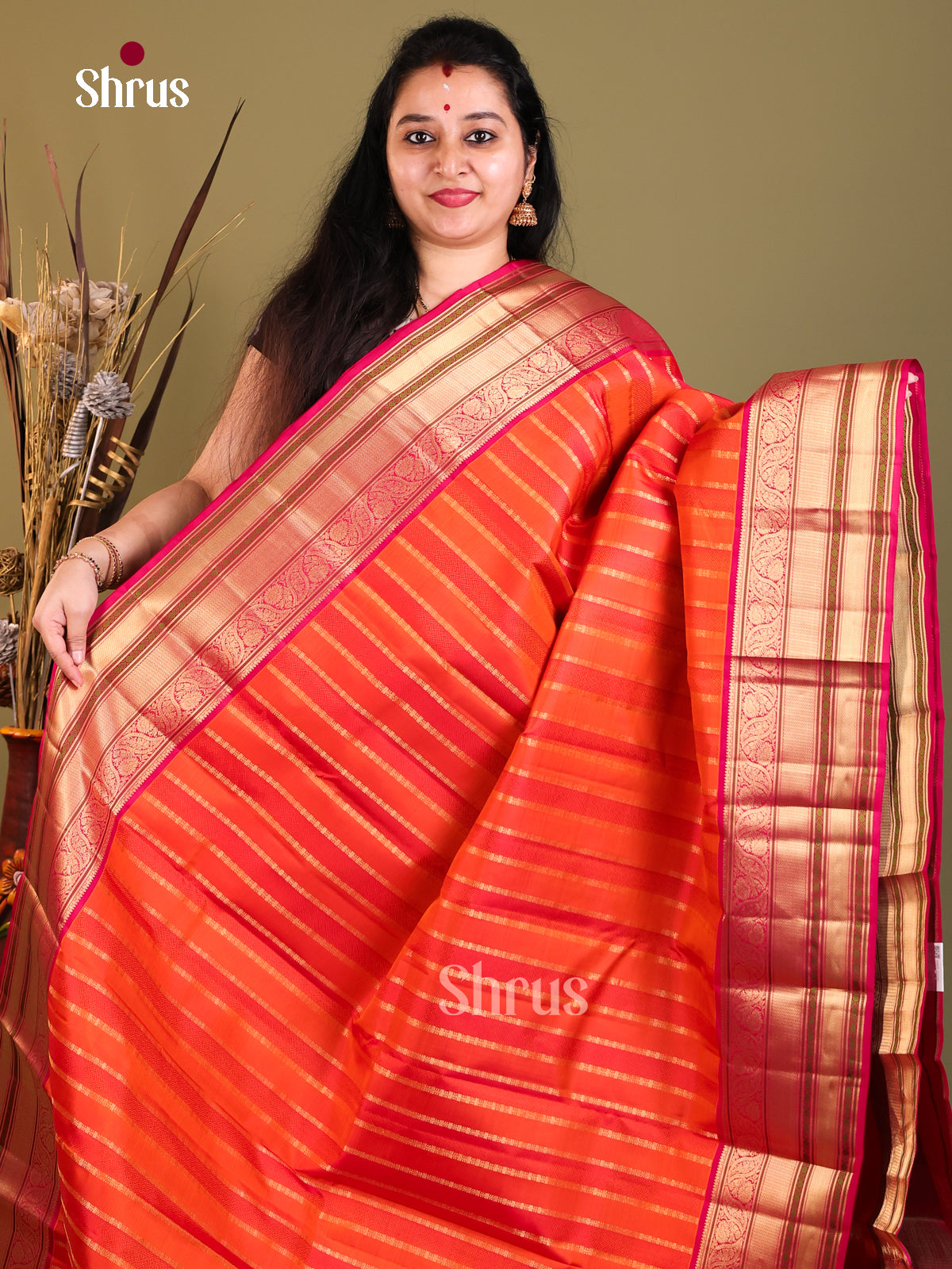 orange and red with line border Kanchipuram Butta design Saree -1
