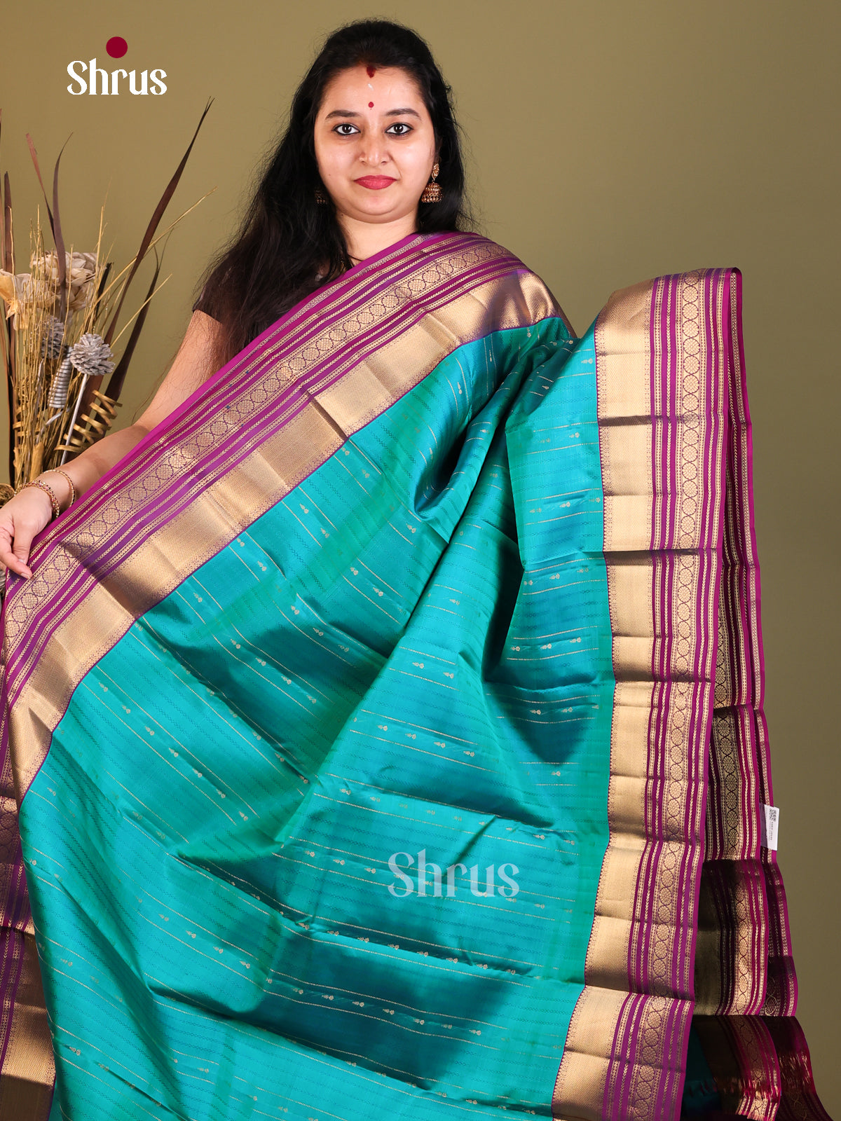 Blue Kanchipuram Butta design Saree -1