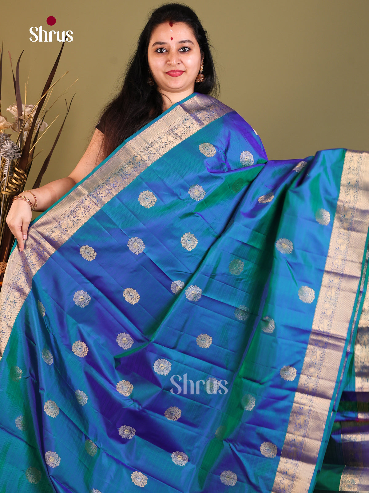 blue Kanchipuram Butta design Saree -1