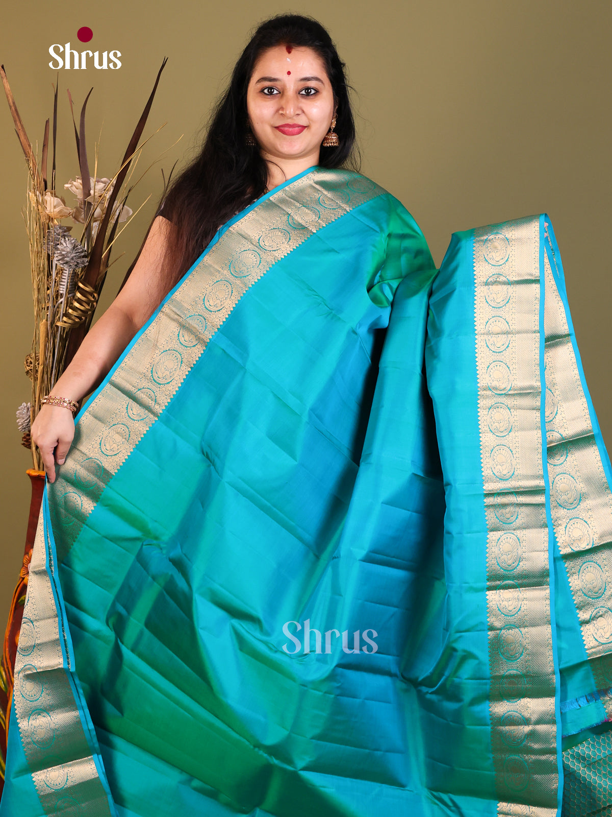 bright blue Kanchipuram silk Saree -1
