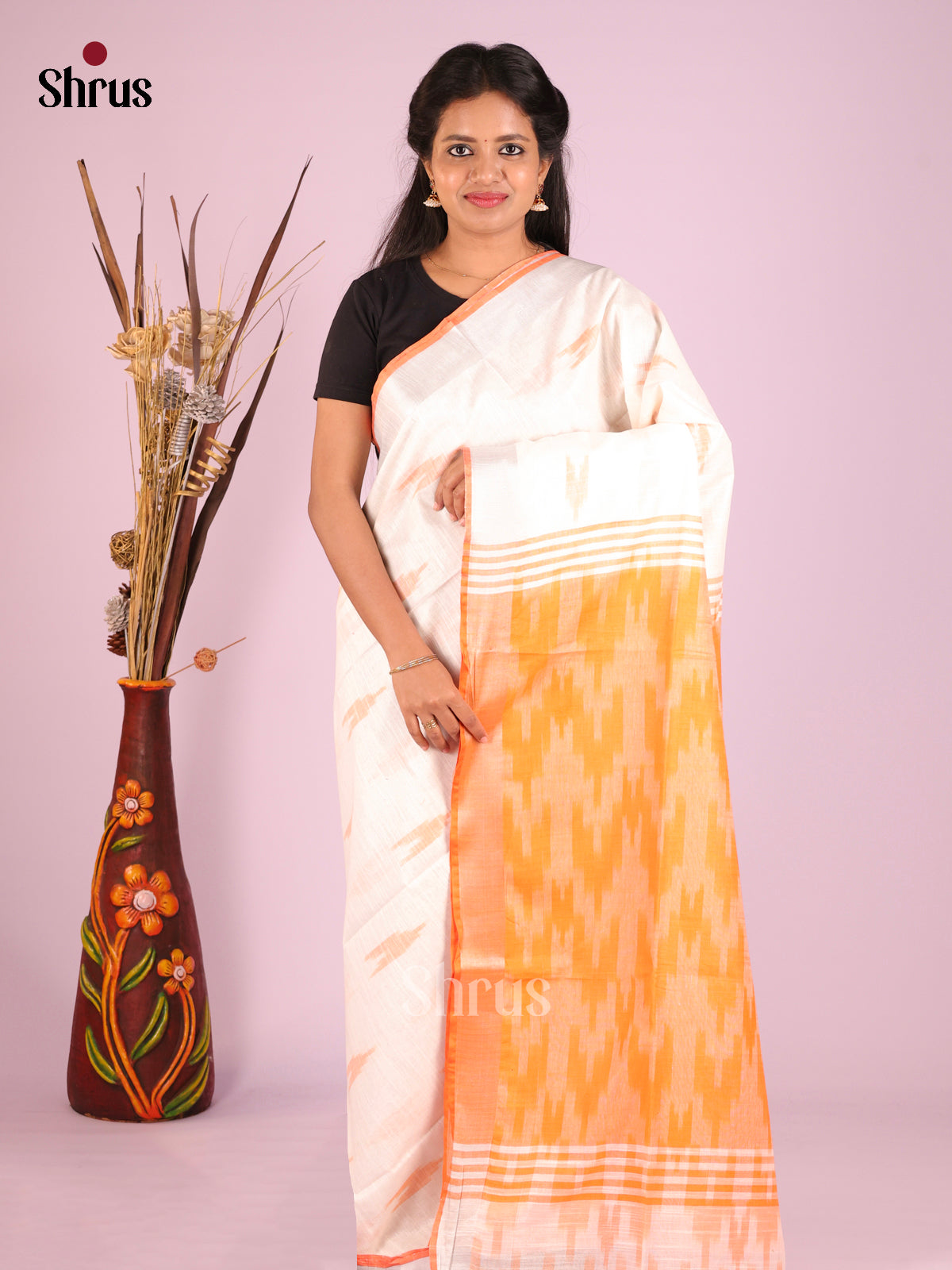 Cream & Peach - Semi Ikkat Saree
