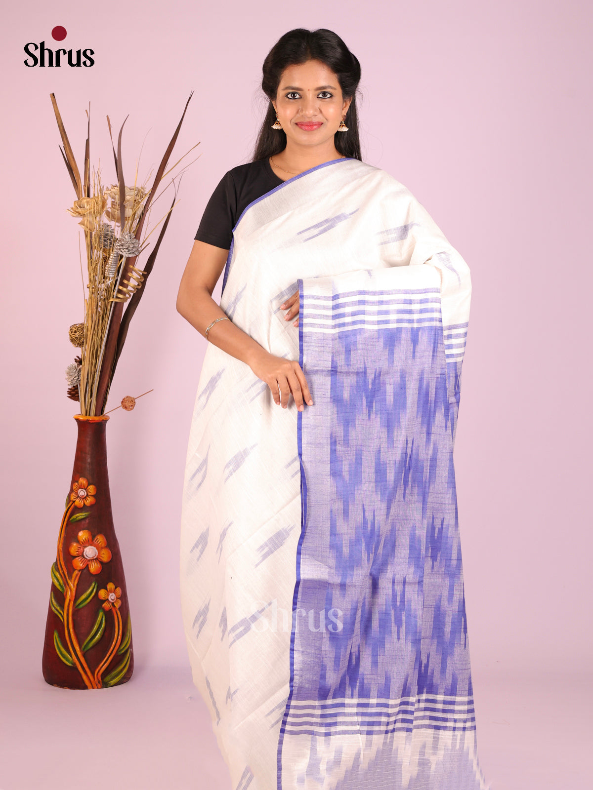DIS05256 - Semi Ikkat Saree - Shop on Shrus.com