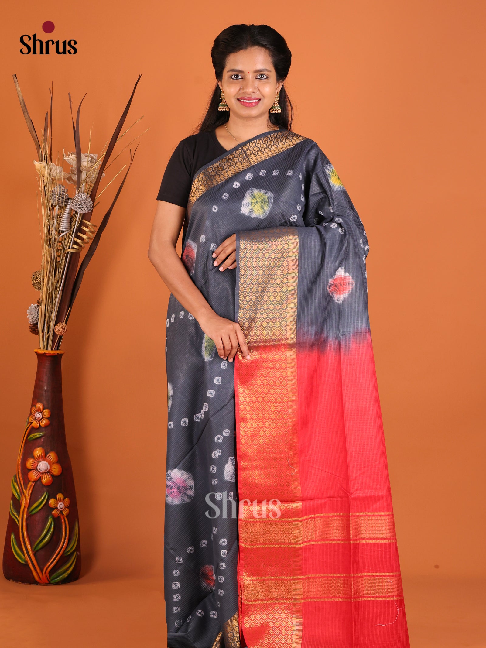 DIS05329 - Shibori Saree - Shop on Shrus.com