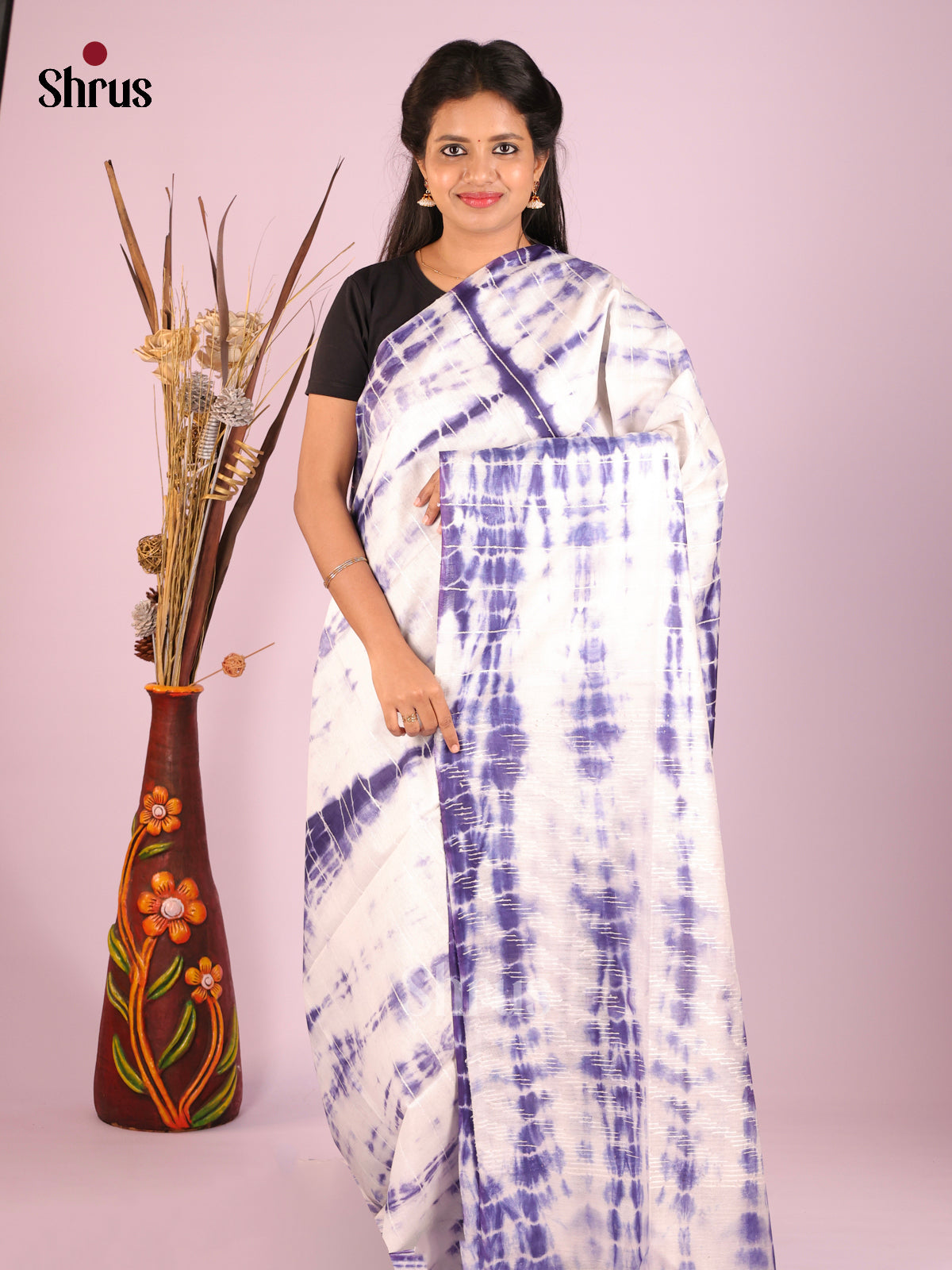 Cream & Blue - Shibori Saree