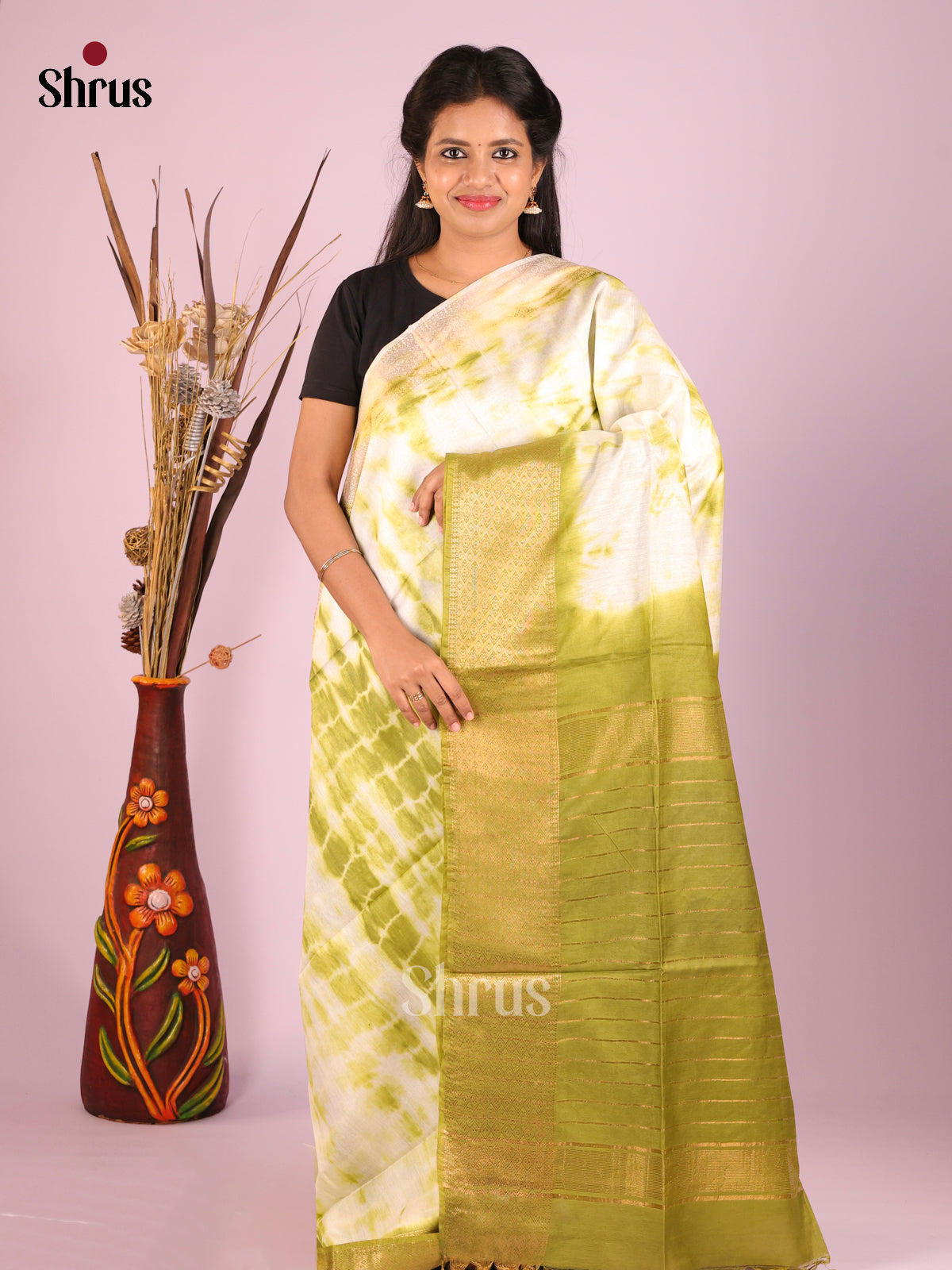 Cream & Green - Shibori Saree