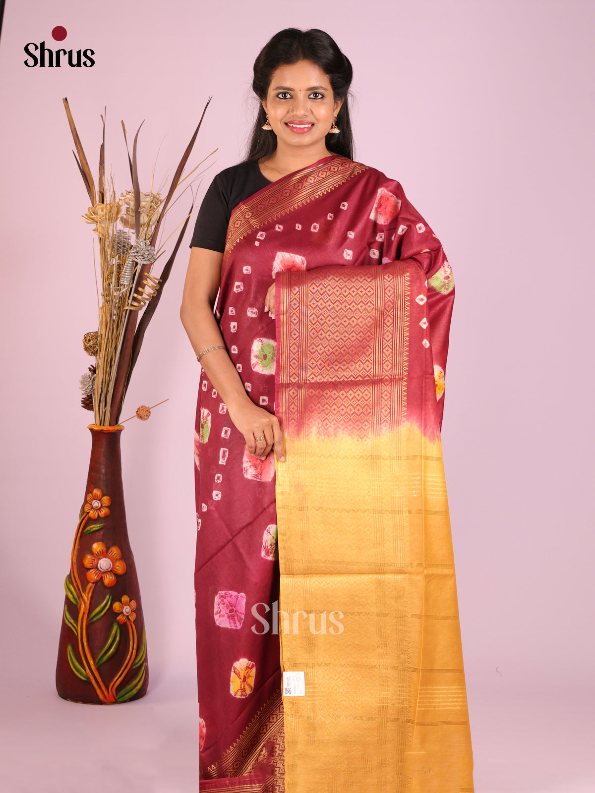 Maroon & Beige - Shibori Saree - Shop on Shrus.com