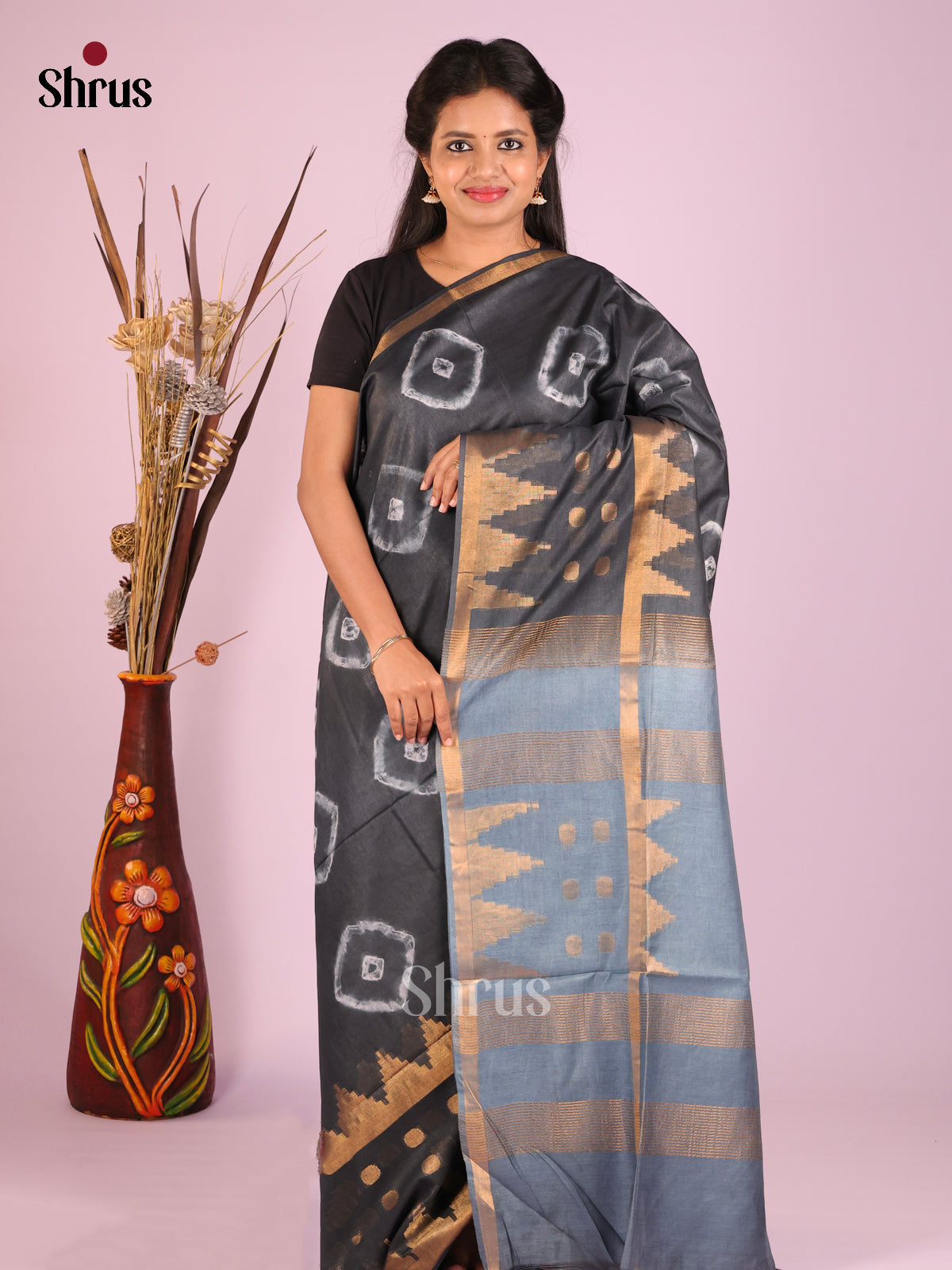 Black & Grey - Shibori Saree