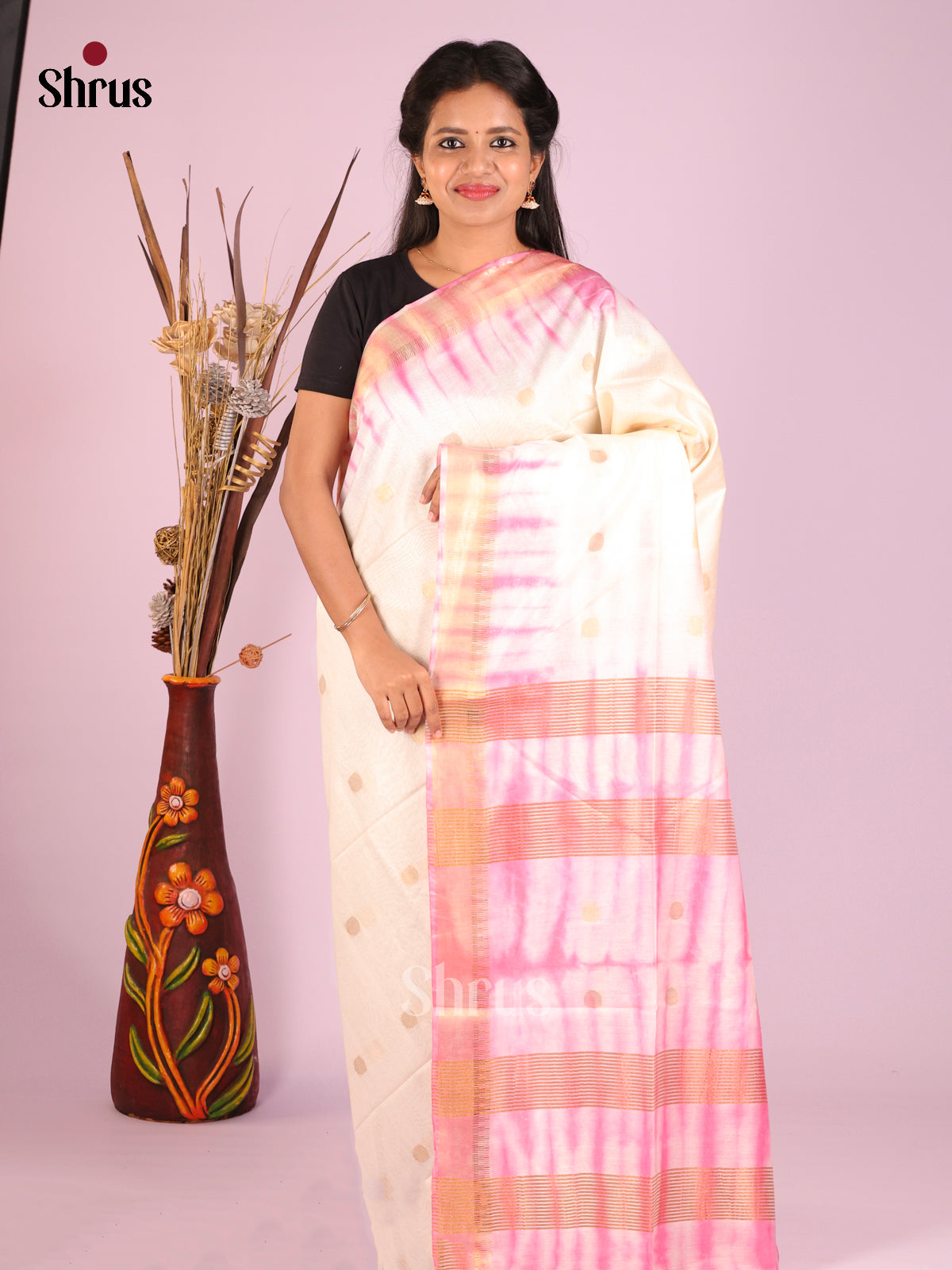 Cream & Pink - Shibori Saree - Shop on Shrus.com