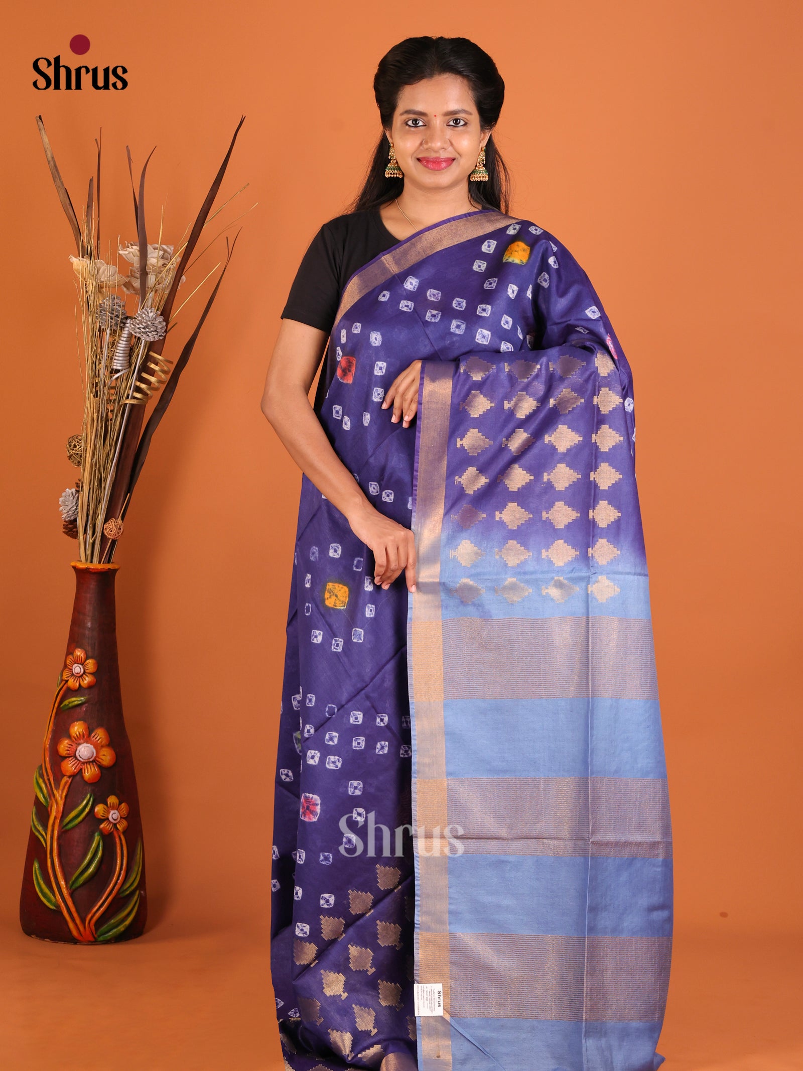DIS05474 - Shibori Saree - Shop on Shrus.com