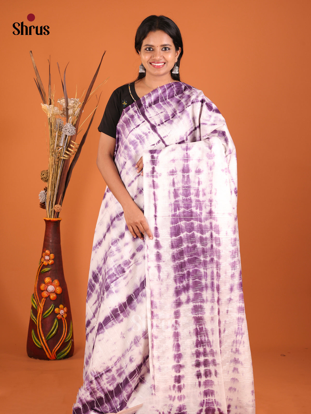 DIS05497 - Shibori Saree - Shop on Shrus.com