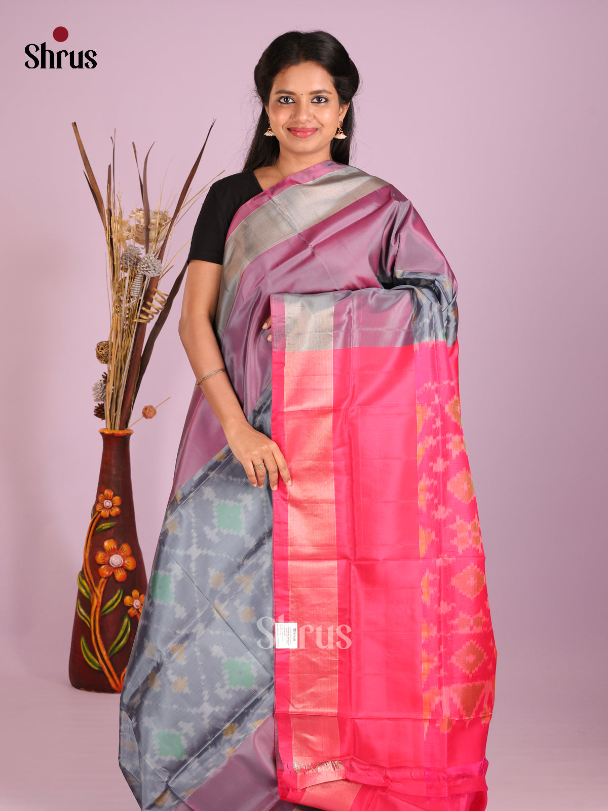 Grey & Pink- Semi uppada Saree