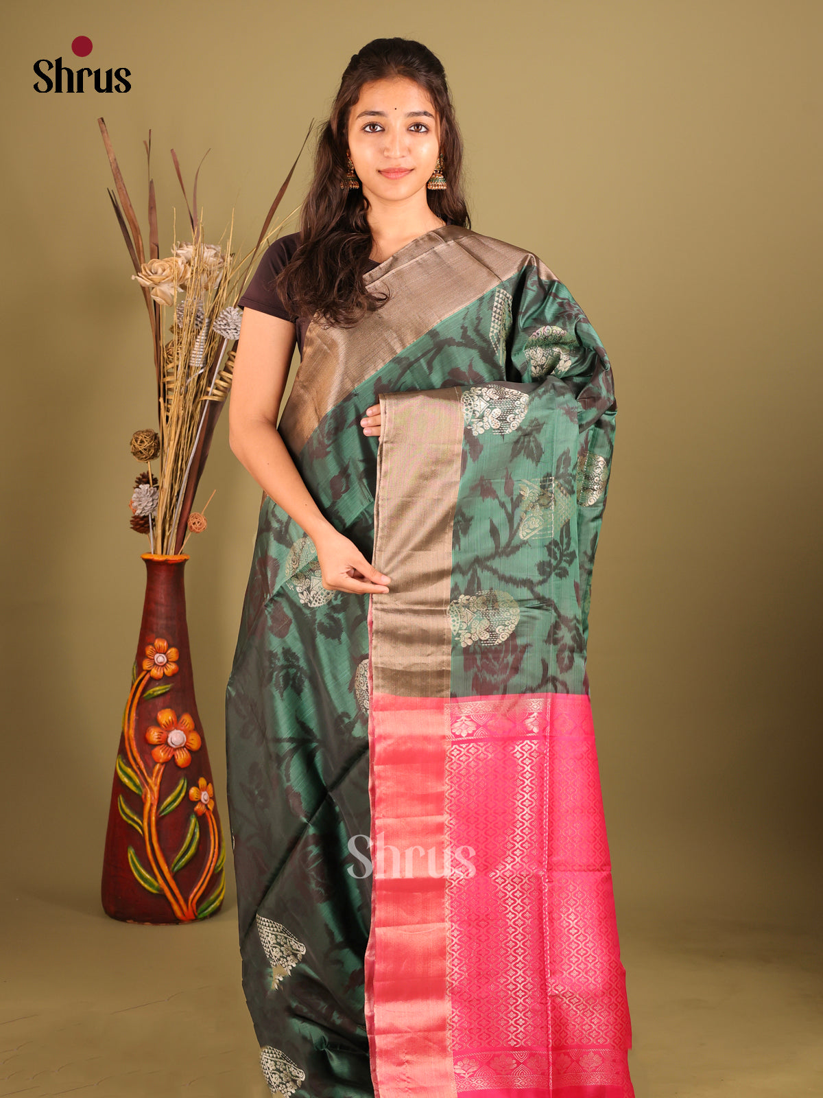 Green & Pink - Softsilk-halfpure Saree