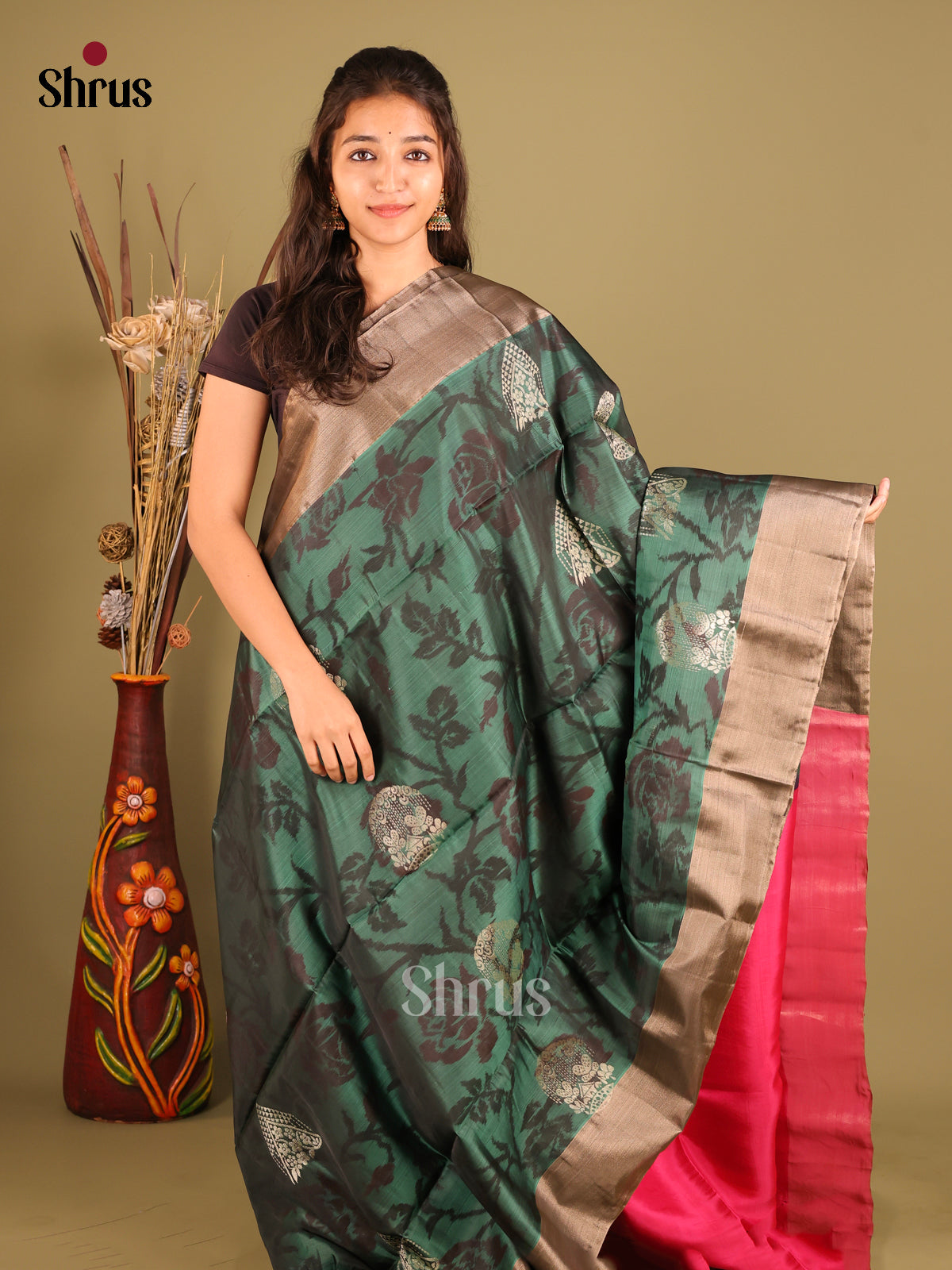 Green & Pink - Softsilk-halfpure Saree 1