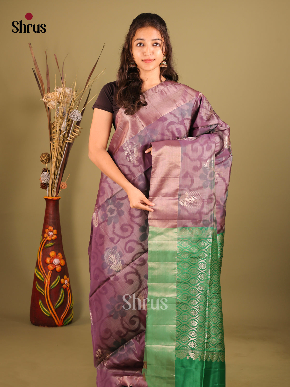 Onion Peel & Green - Softsilk-halfpure Saree - Shop on Shrus.com