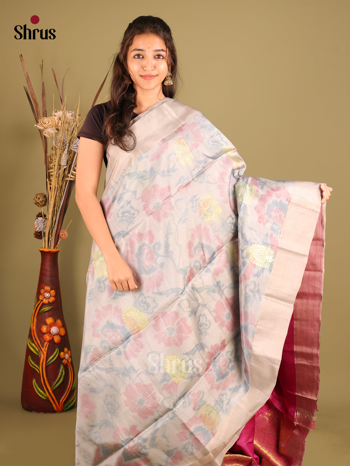 Cream & Pink - Softsilk-halfpure Saree - Shop on Shrus.com