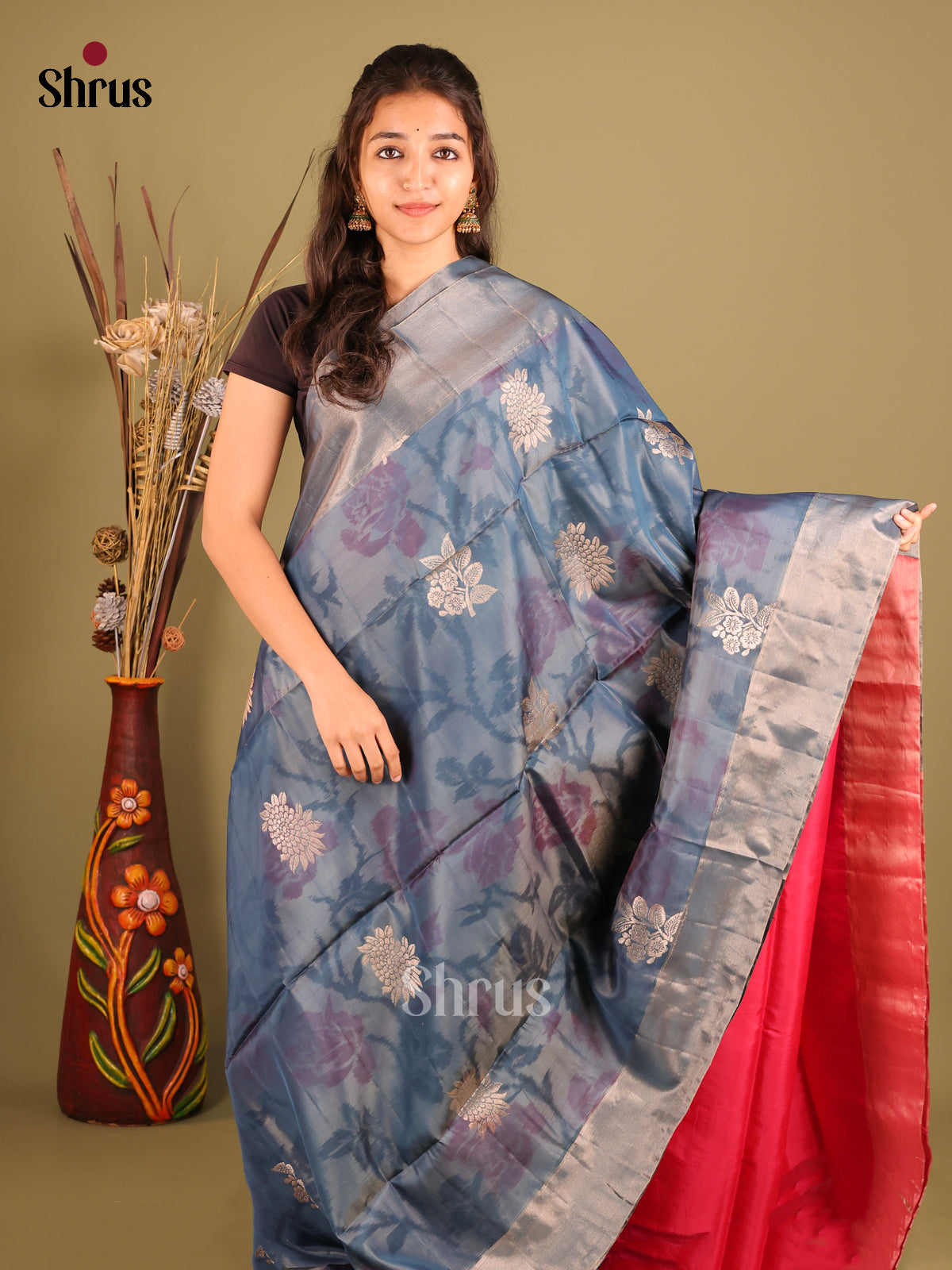 Grey & Orangish Pink - Softsilk-halfpure Saree - Shop on Shrus.com