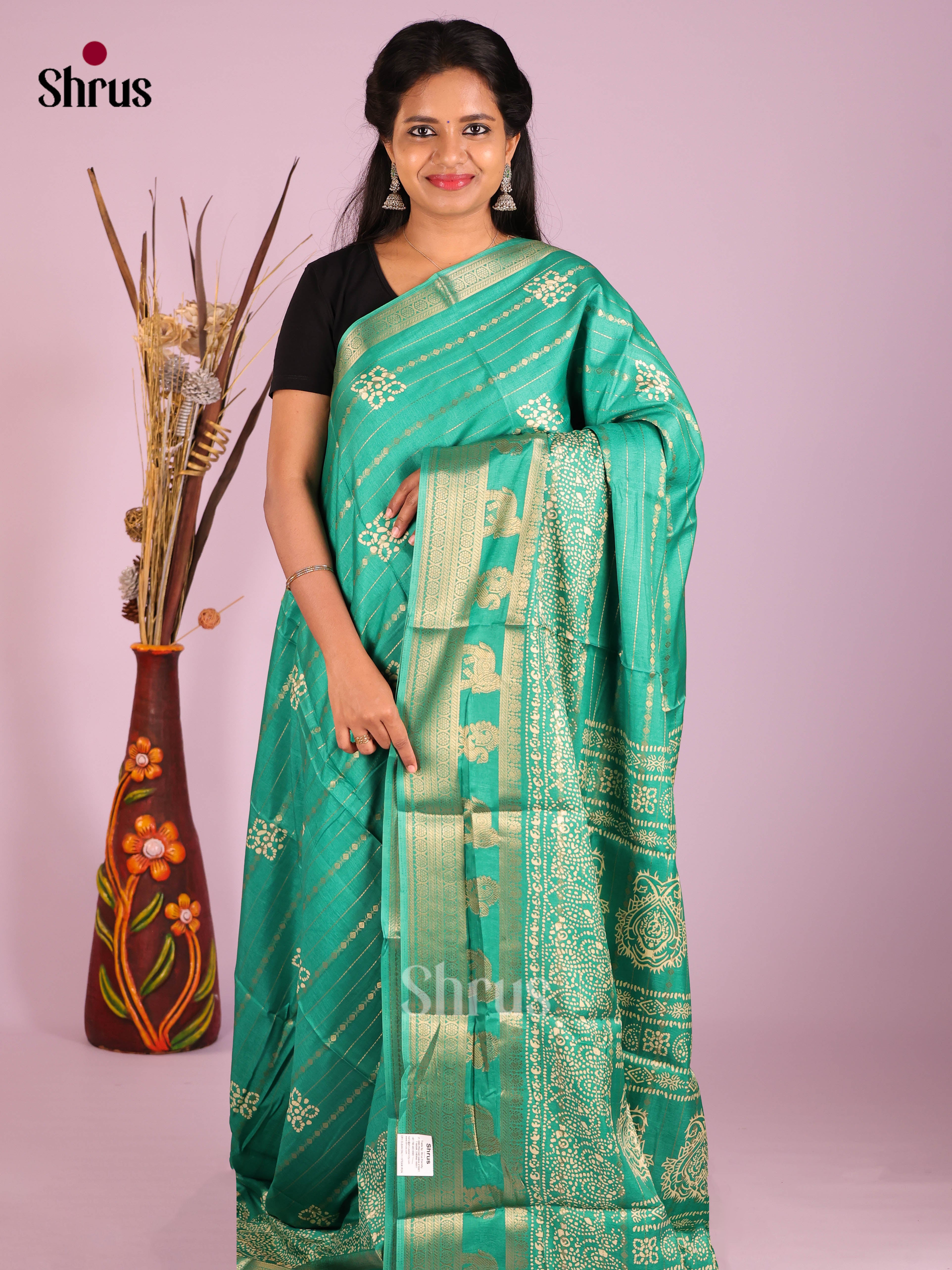 Green - Semi Crepe Saree - Shop on Shrus.com
