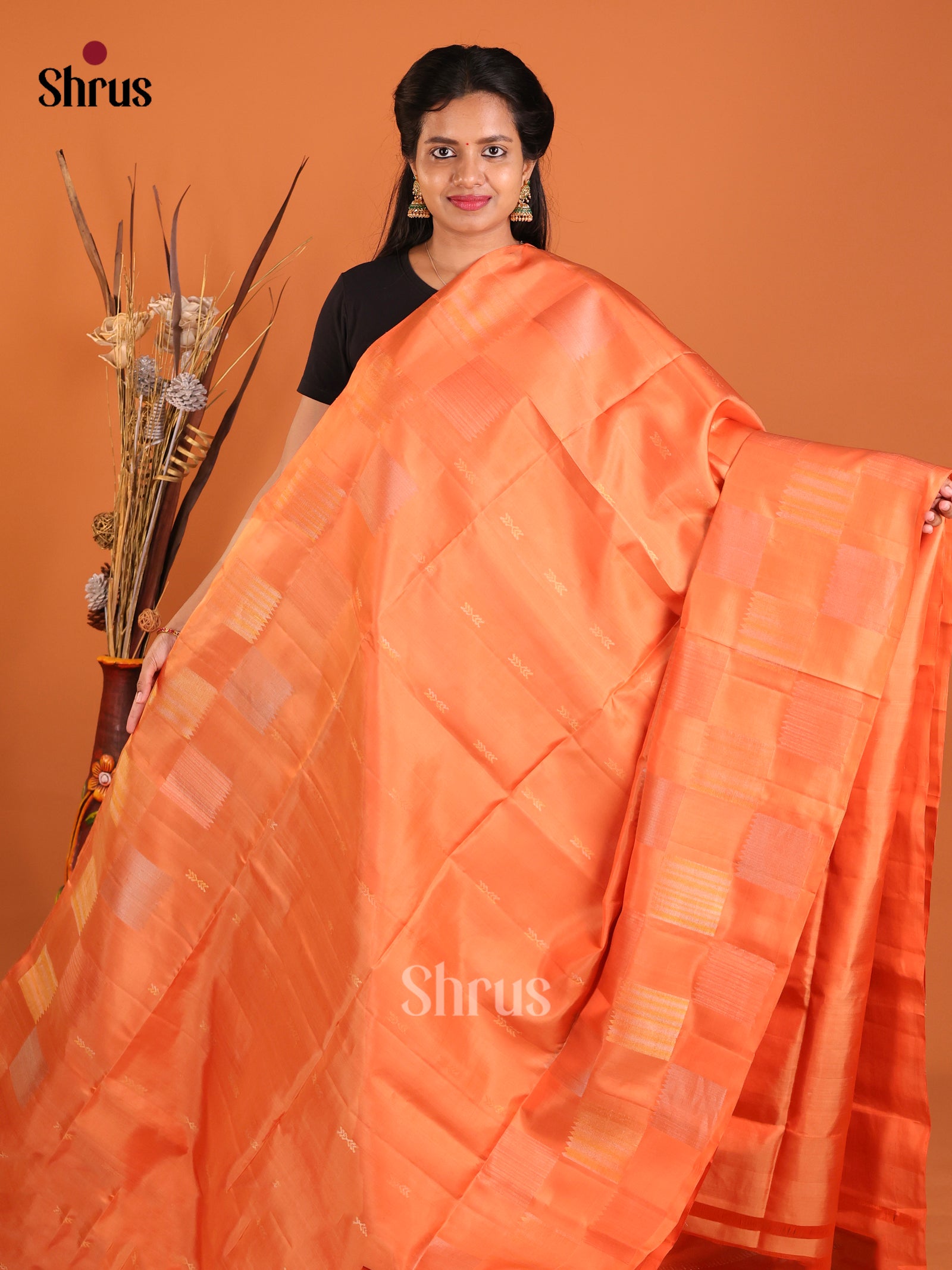 DIS06036 - Soft Silk (HR) Saree - Shop on Shrus.com