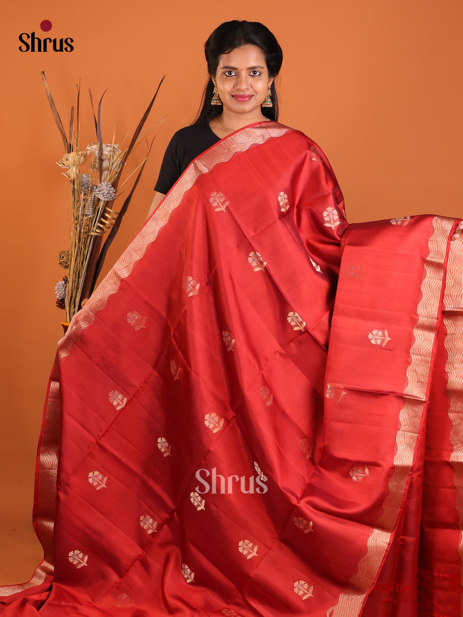 Exquisite Deep Red Soft Silk Saree With Floral Zari Motifs & Brocade Pallu 1