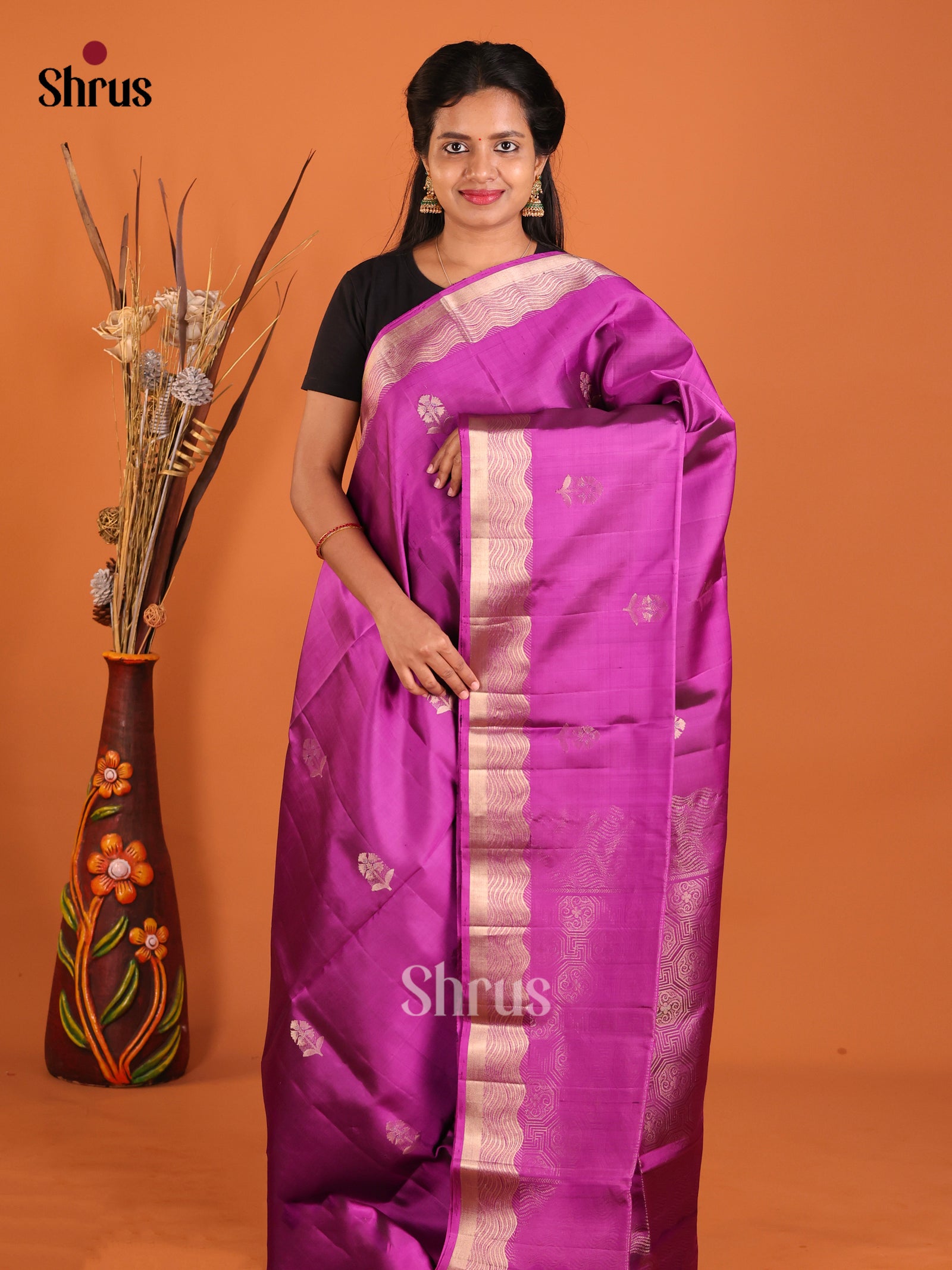 DIS06040 - Soft Silk (HR) Saree - Shop on Shrus.com