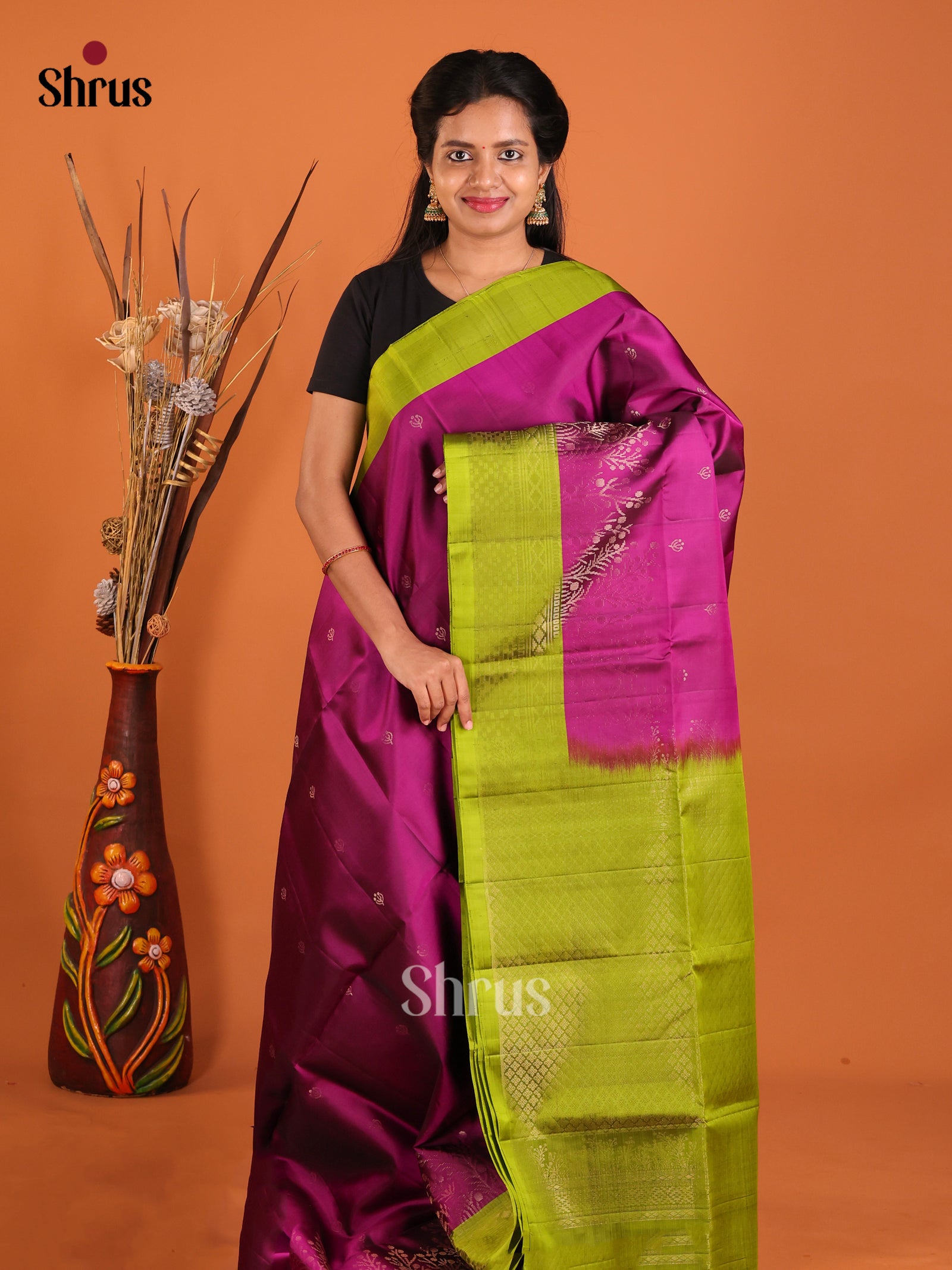 DIS06047 - Soft Silk (HR) Saree - Shop on Shrus.com