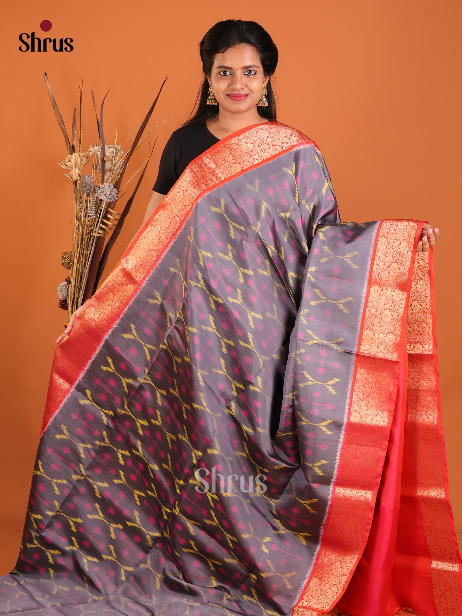 grey orange varnam soft silk -1
