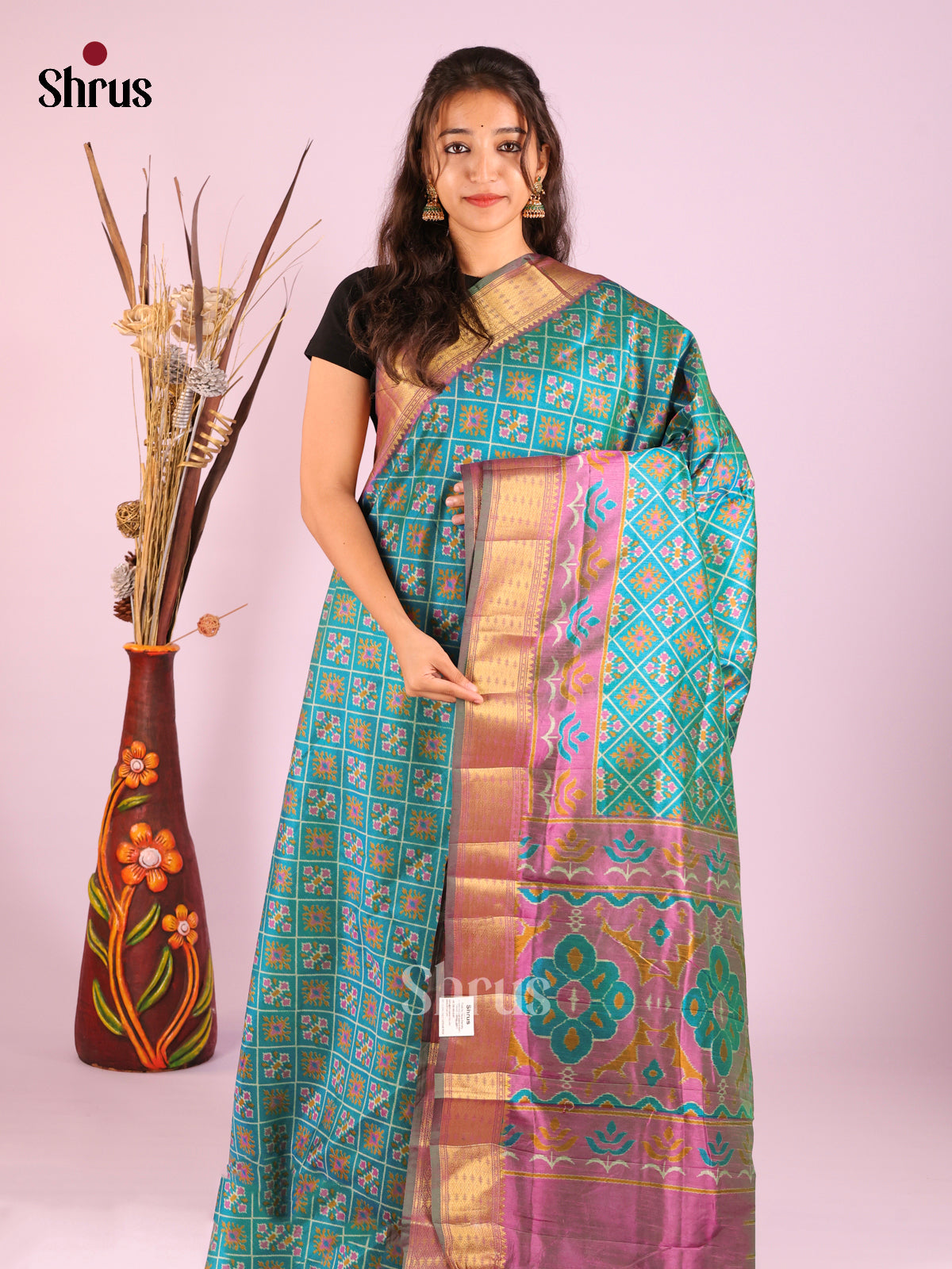 DIS06300 - Semi Patola Saree