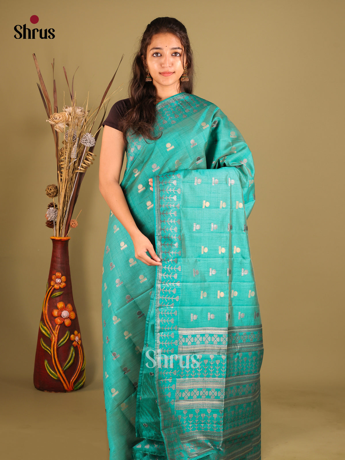 DIS07019 - Semi Rawsilk Saree