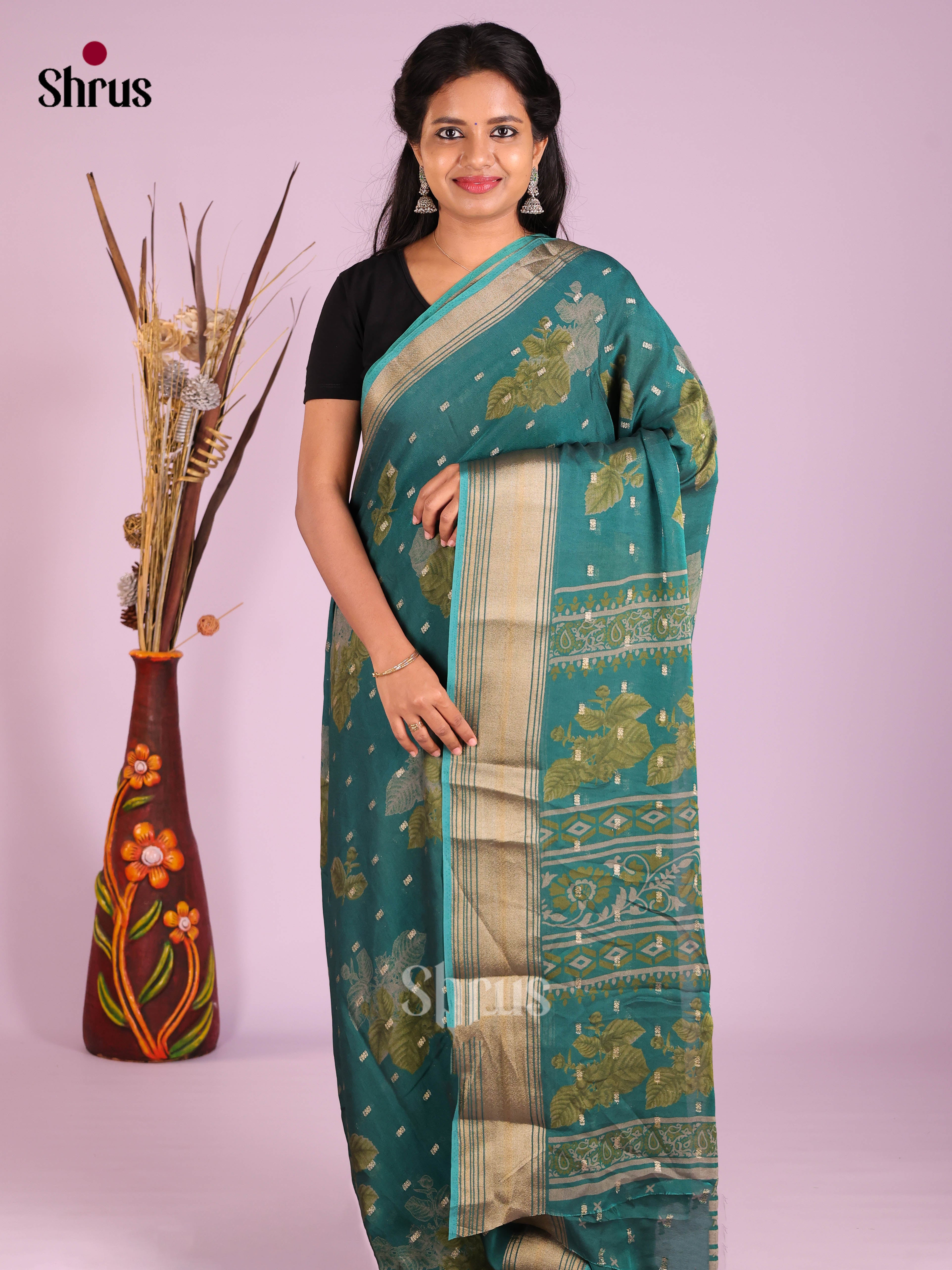 DIS07299 - Semi Georgette Saree