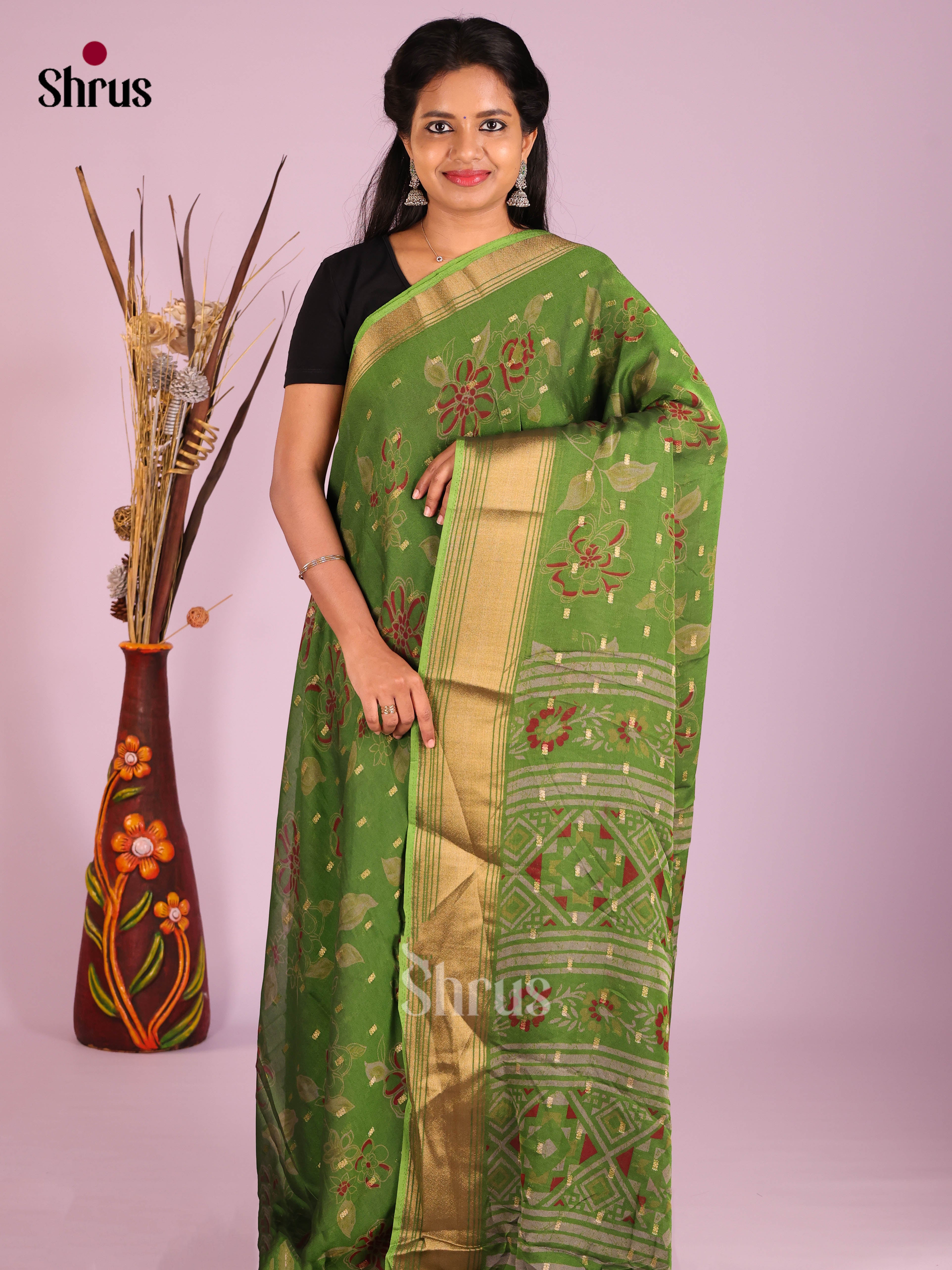 DIS07303 - Semi Georgette Saree